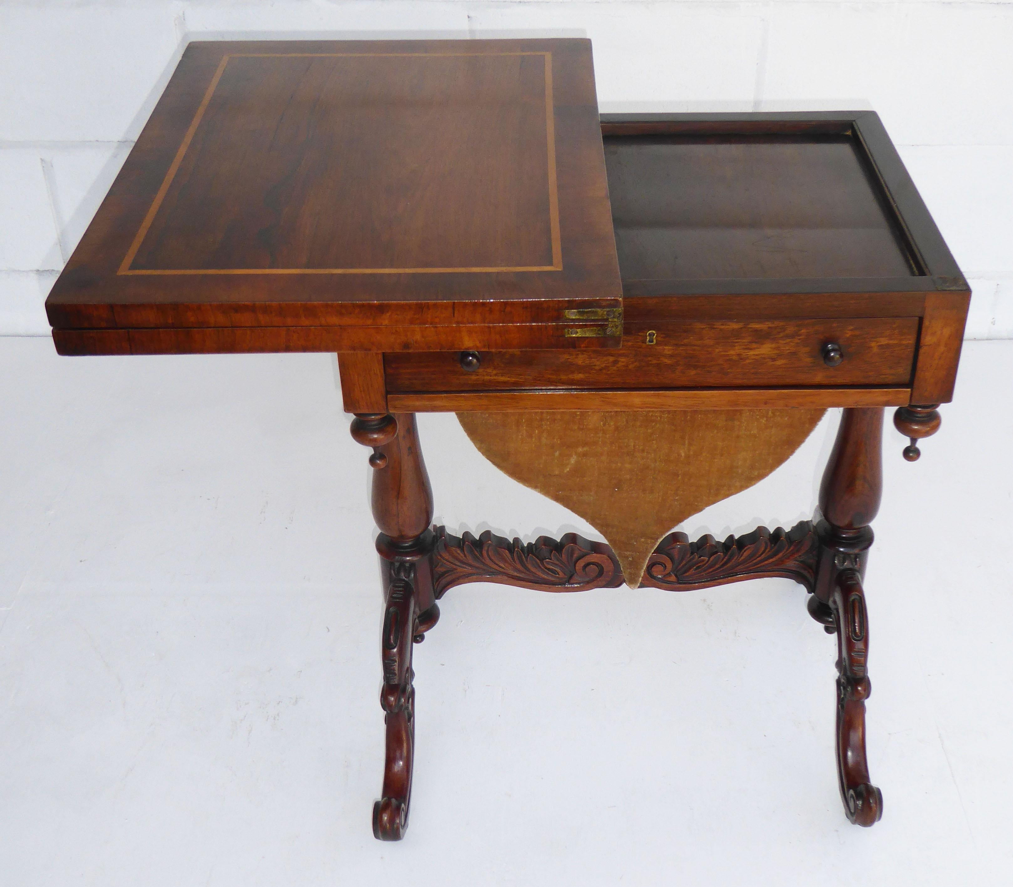 19th Century English Victorian Rosewood Games Table In Good Condition For Sale In Chelmsford, Essex