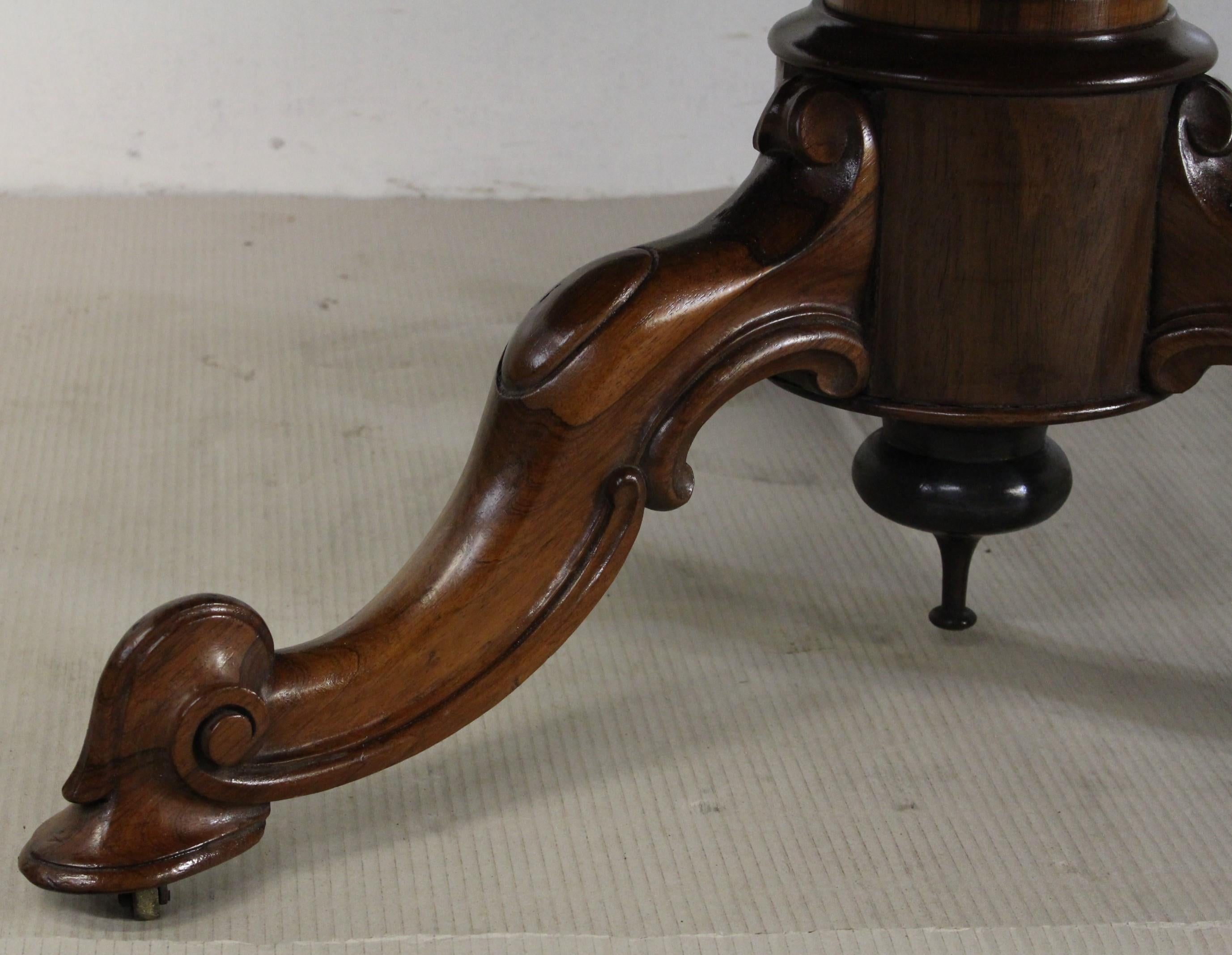 19th Century English Victorian Rosewood Loo Table 7