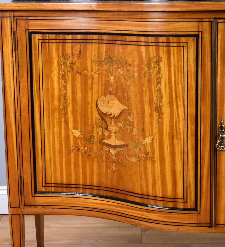 19th Century English Victorian Satinwood Display Cabinet For Sale 2