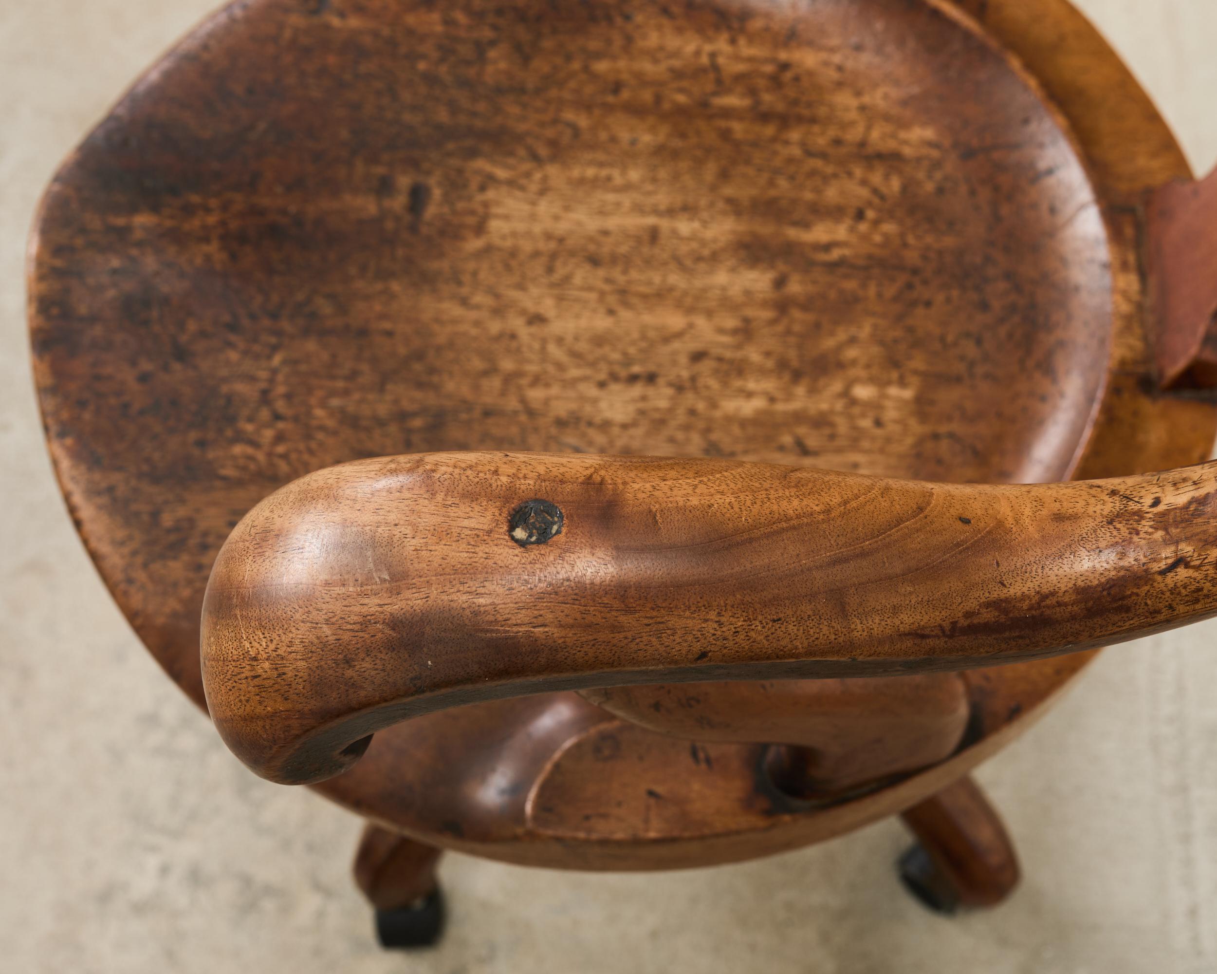 19th Century English Victorian Swivel Captains Desk Chair in vendita 3