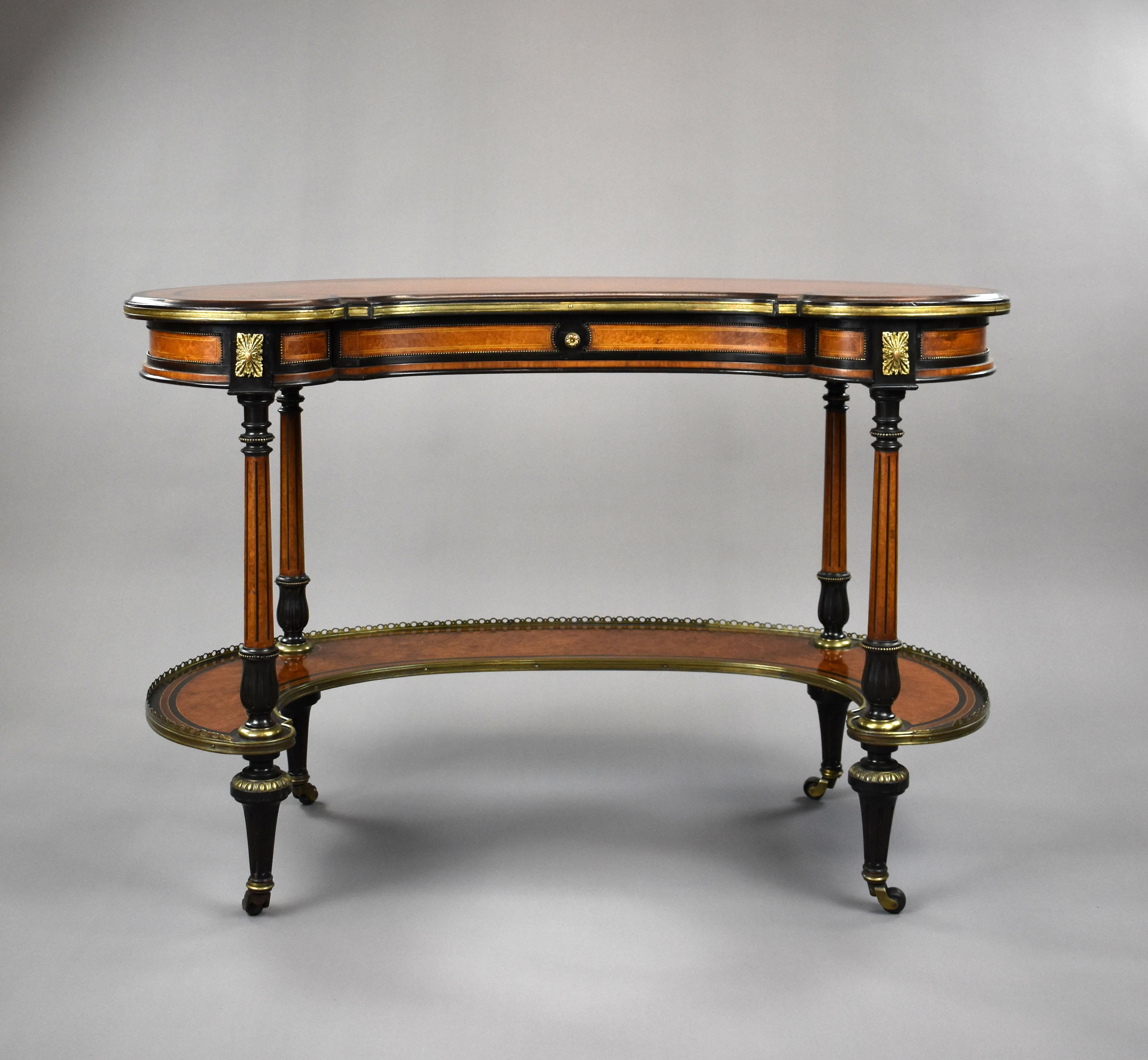 19th Century English Victorian Walnut & Ebony Writing Table by Gillows In Good Condition In Chelmsford, Essex
