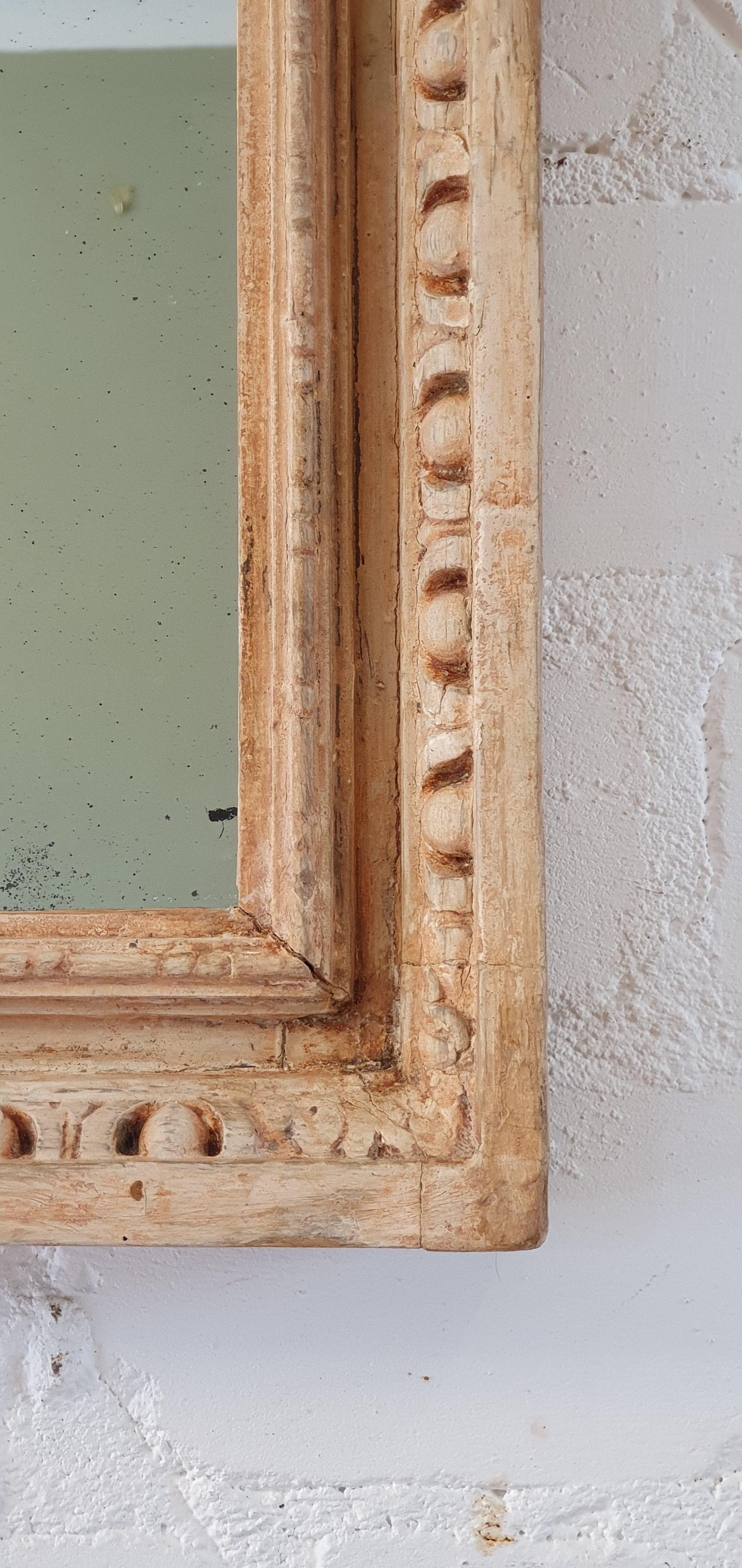19th Century English Wall Mirror In Fair Condition For Sale In Godstone, GB