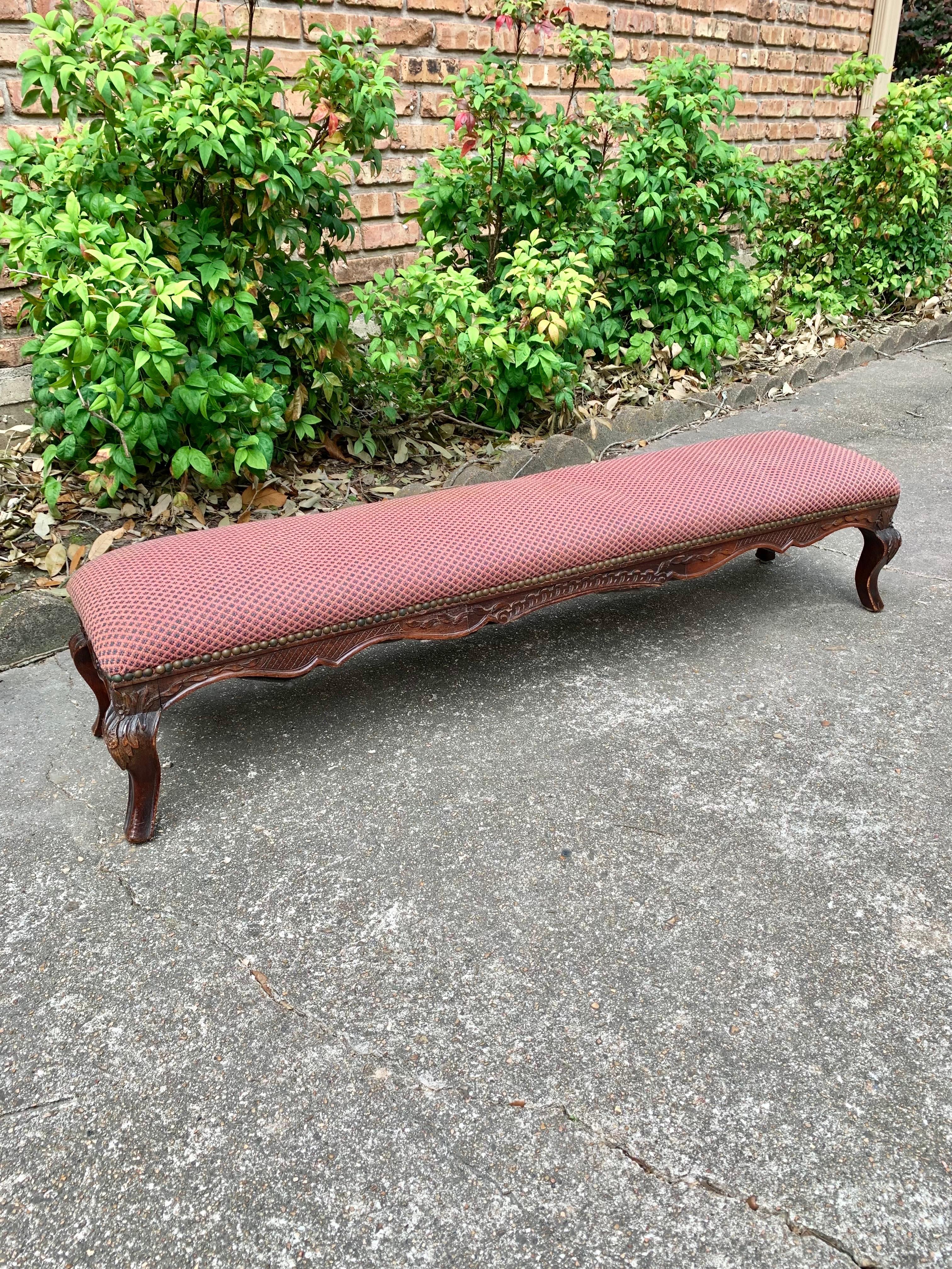 Repose-pieds pour banc de cheminée en noyer anglais du XIXe siècle en vente 9