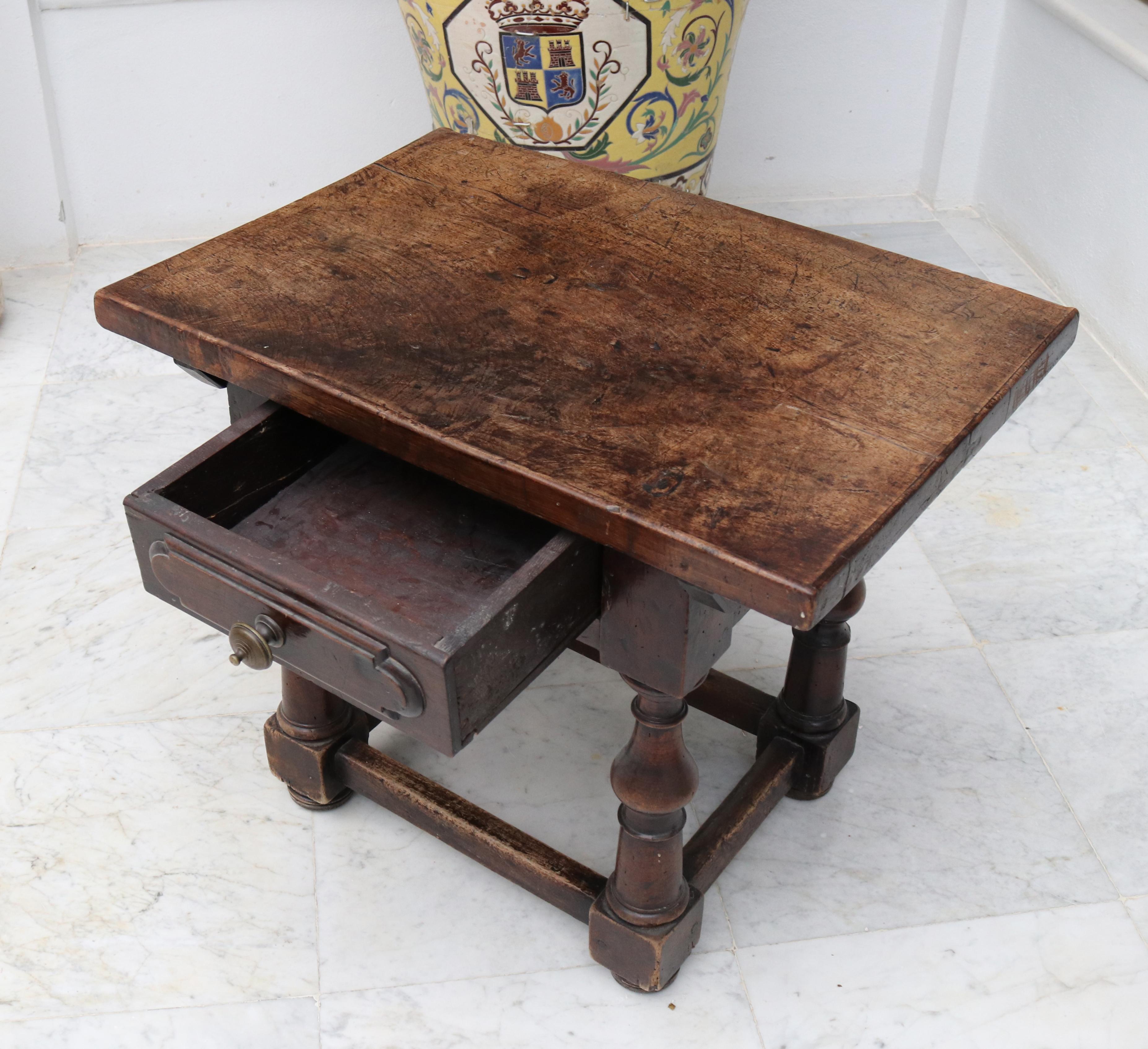 19th Century English Walnut One Drawer Side Table 4