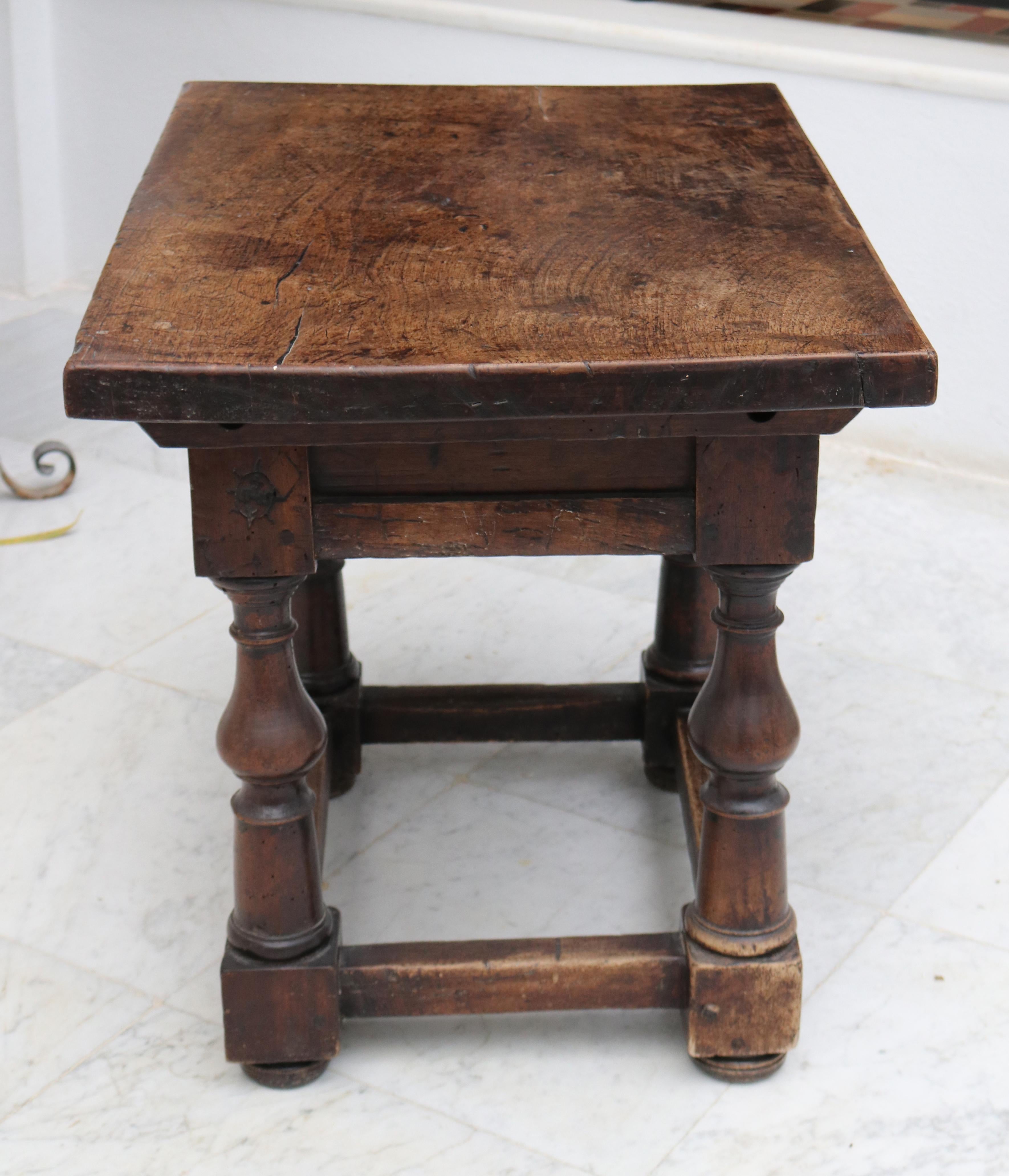19th Century English Walnut One Drawer Side Table 6