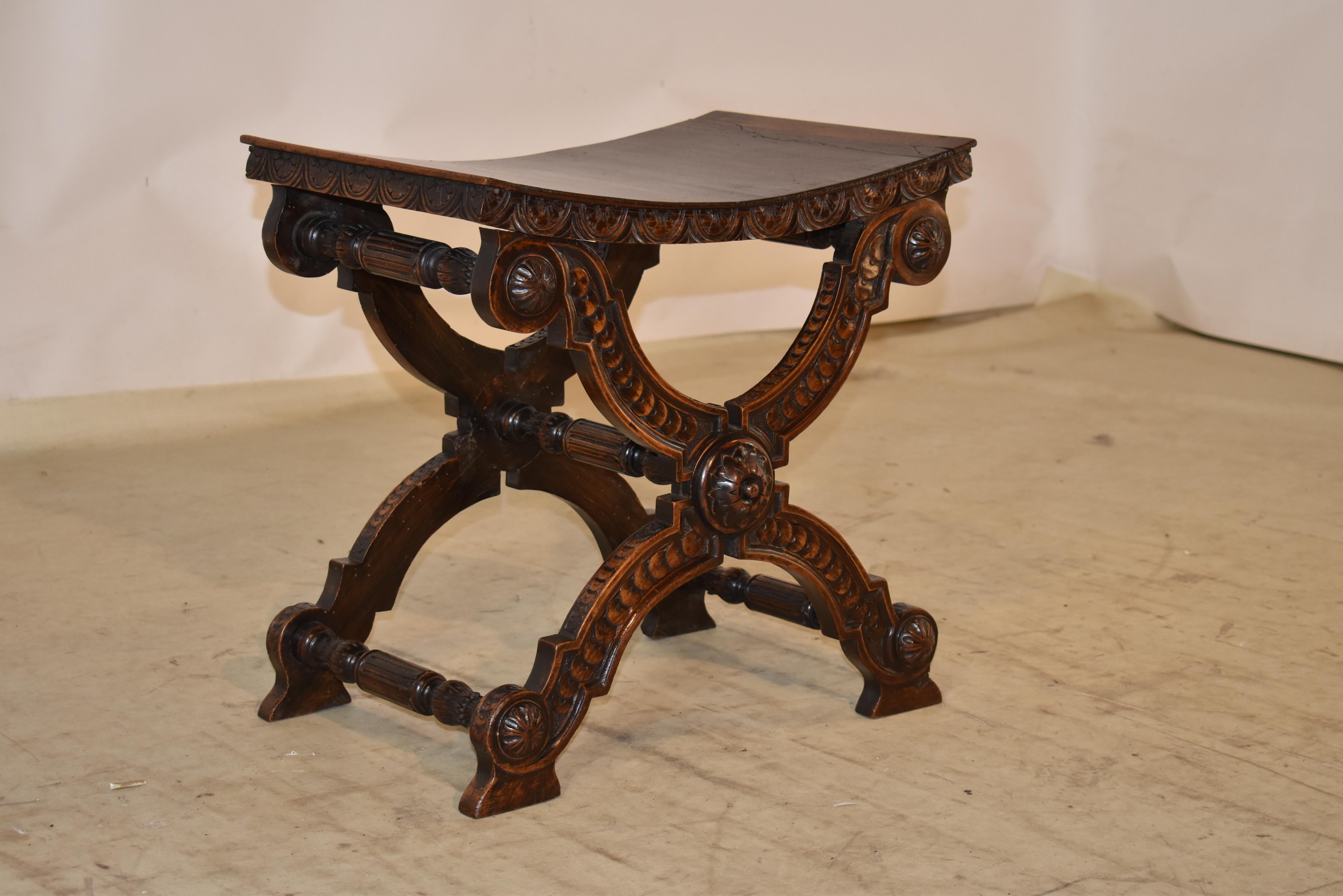 Anglais Tabouret Savonarola en noyer anglais du XIXe siècle en vente