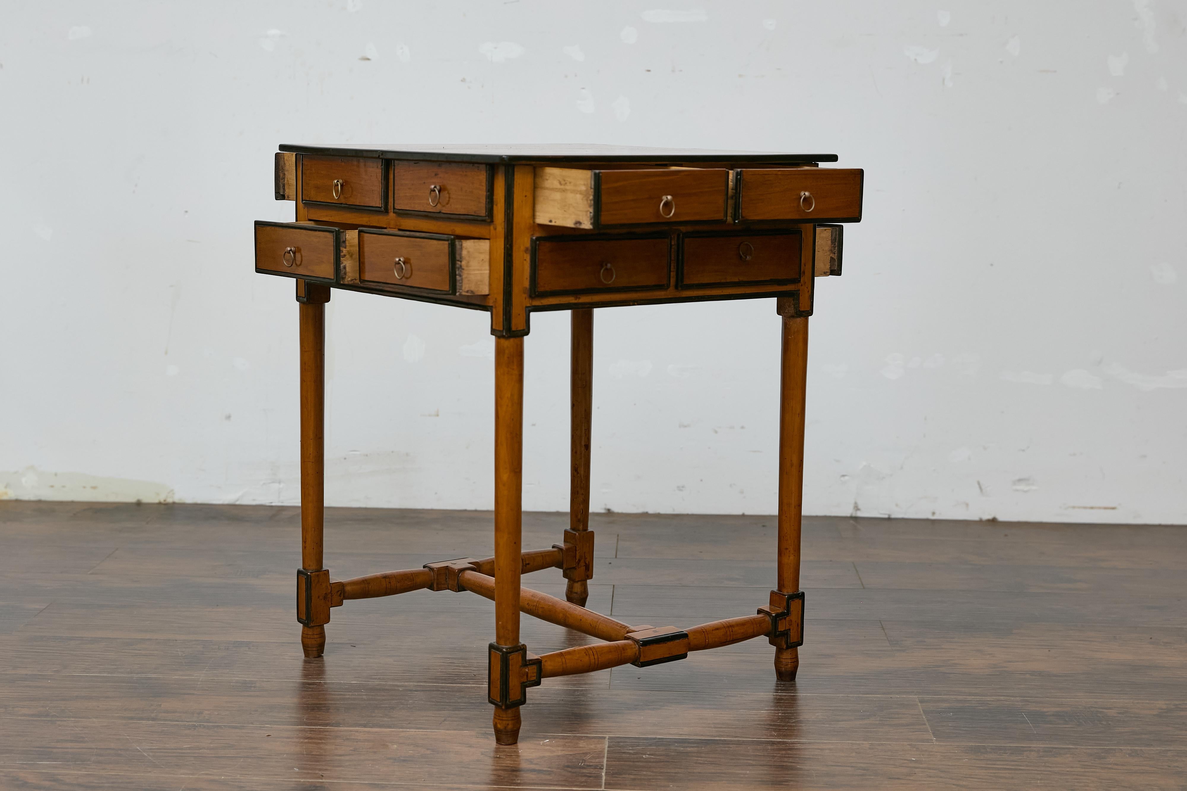 Anglais Table à pointes anglaise du 19ème siècle avec tiroirs et traverse en forme de H en vente