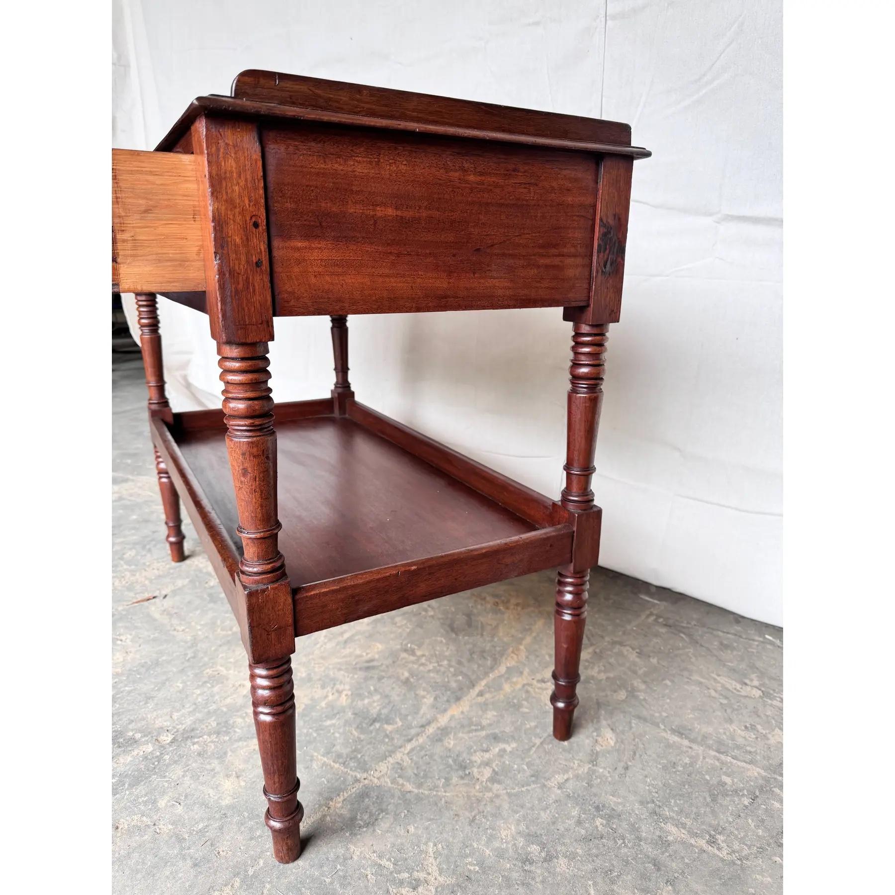 19th Century English Wash Stand/Side Table In Good Condition For Sale In Nashville, TN