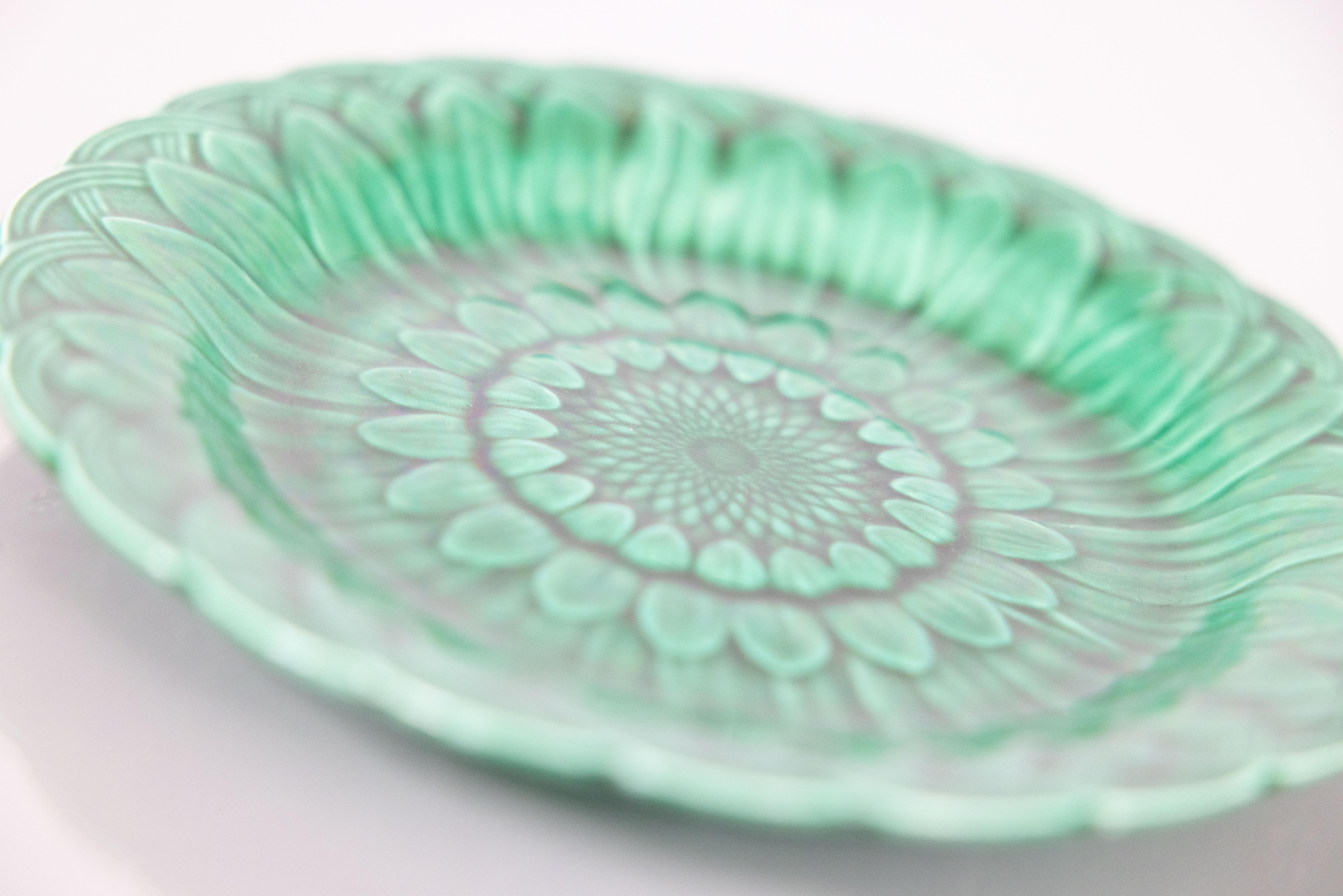 Plato girasol verde de mayólica Wedgwood inglesa del siglo XIX Inglés en venta