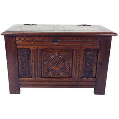 19th Century English Well-Proportioned Carved Oak Coffer