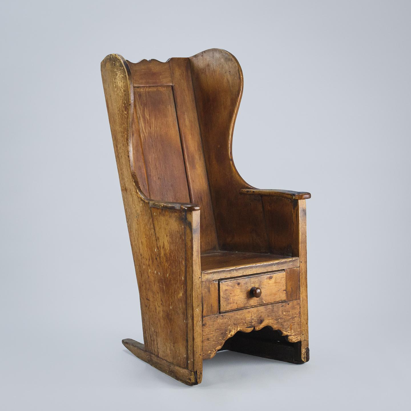 19th Century English Westmoreland Lambing Chair 8