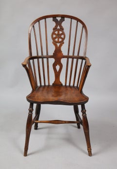 19th Century English "Wheel Back" Windsor Chair