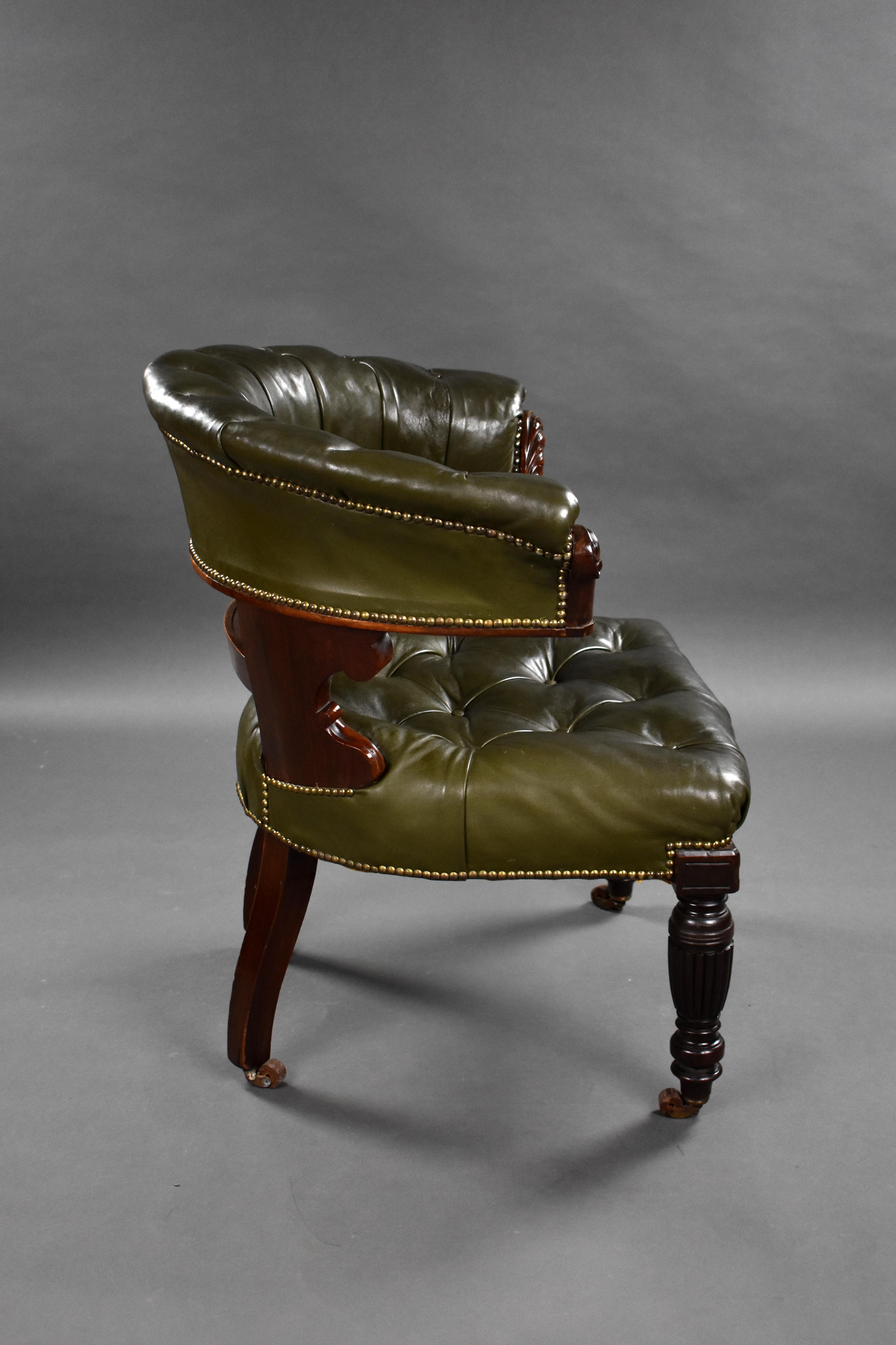 Englischer William IV.-Lederstuhl aus dem 19. Jahrhundert im Zustand „Gut“ im Angebot in Chelmsford, Essex