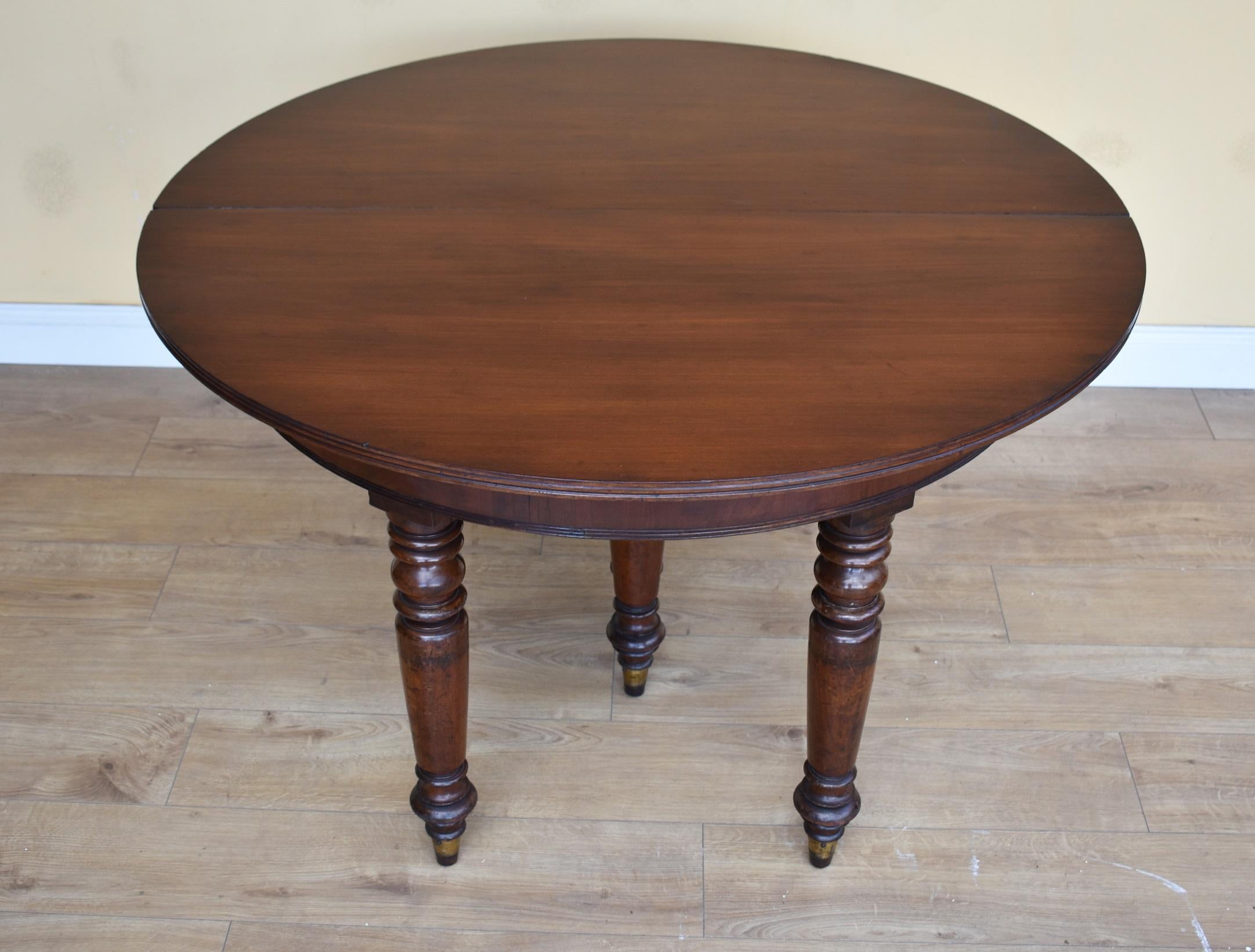 19th Century English William IV Mahogany Dining Table In Excellent Condition For Sale In Chelmsford, Essex