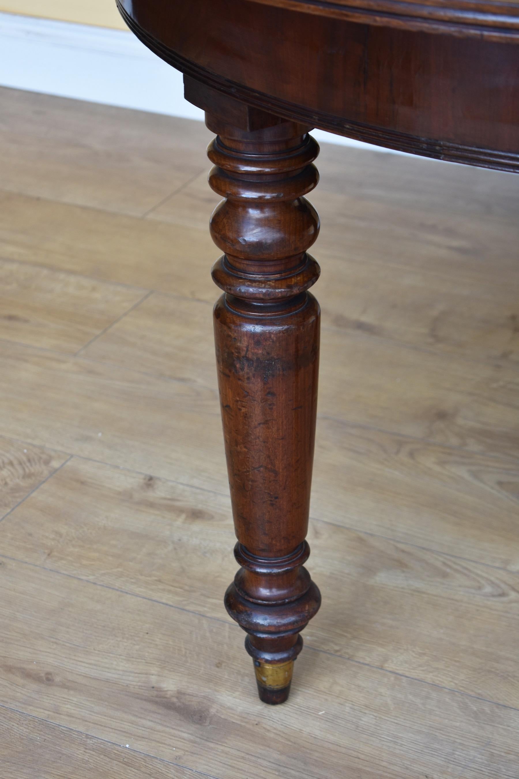 19th Century English William IV Mahogany Dining Table For Sale 1