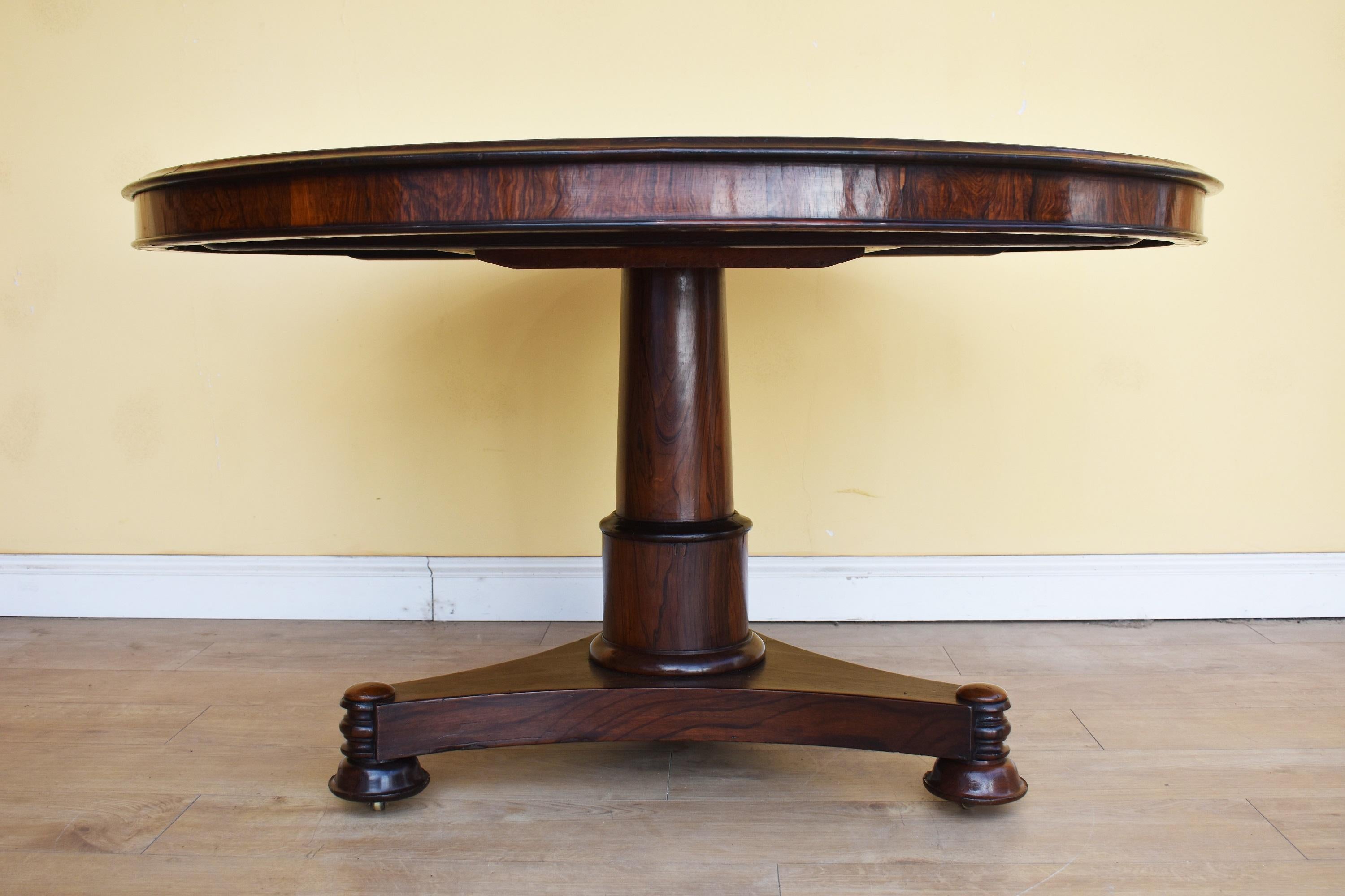 19th Century English William IV Rosewood Circular Library Table 1