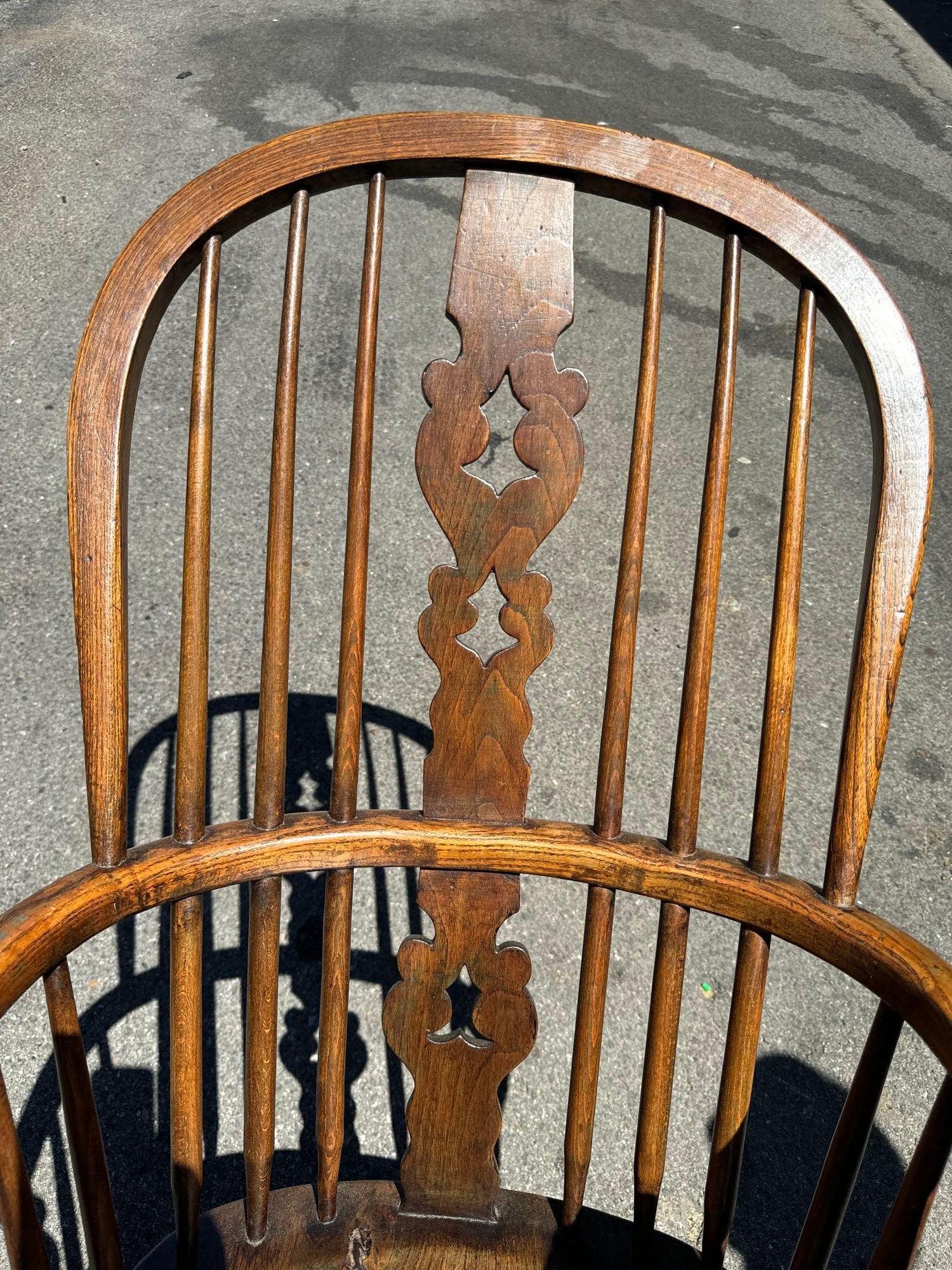 19th Century English Windsor Chair 1