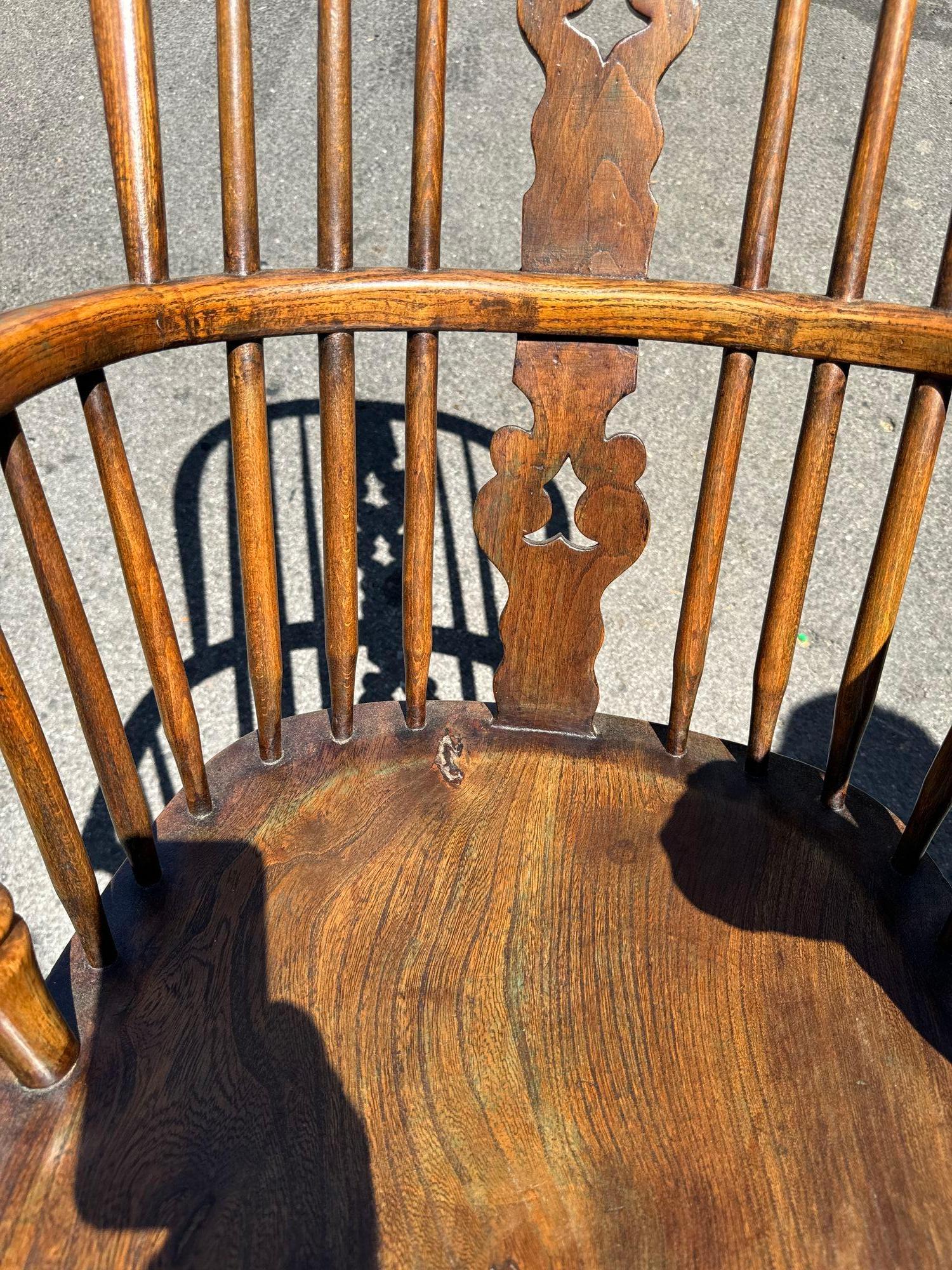 19th Century English Windsor Chair 2
