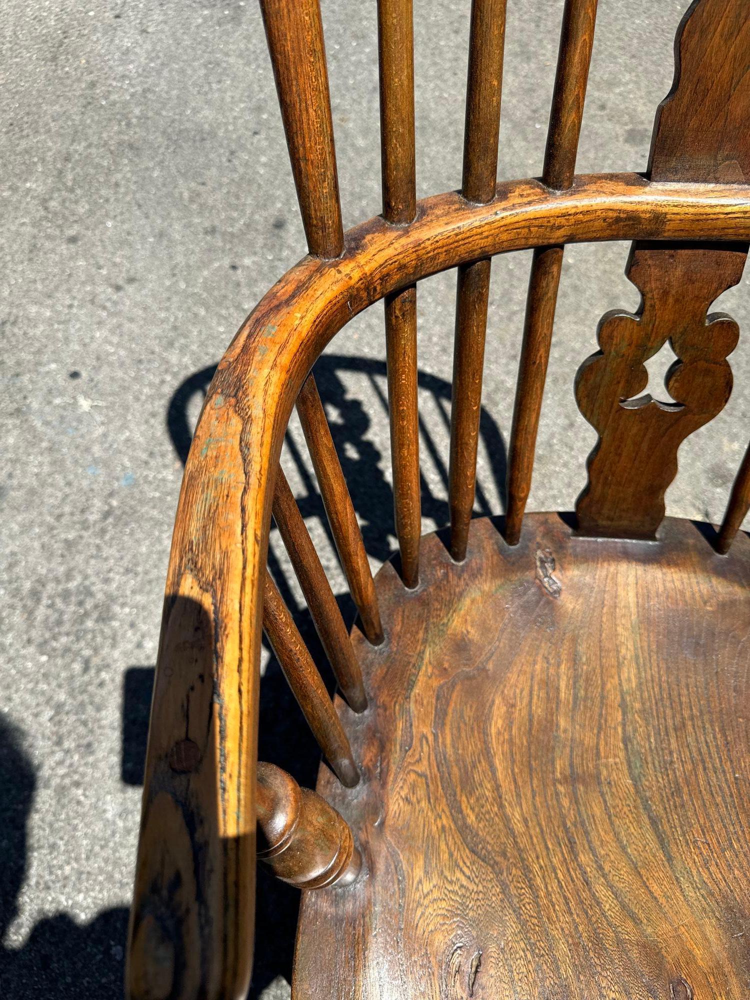 19th Century English Windsor Chair 3