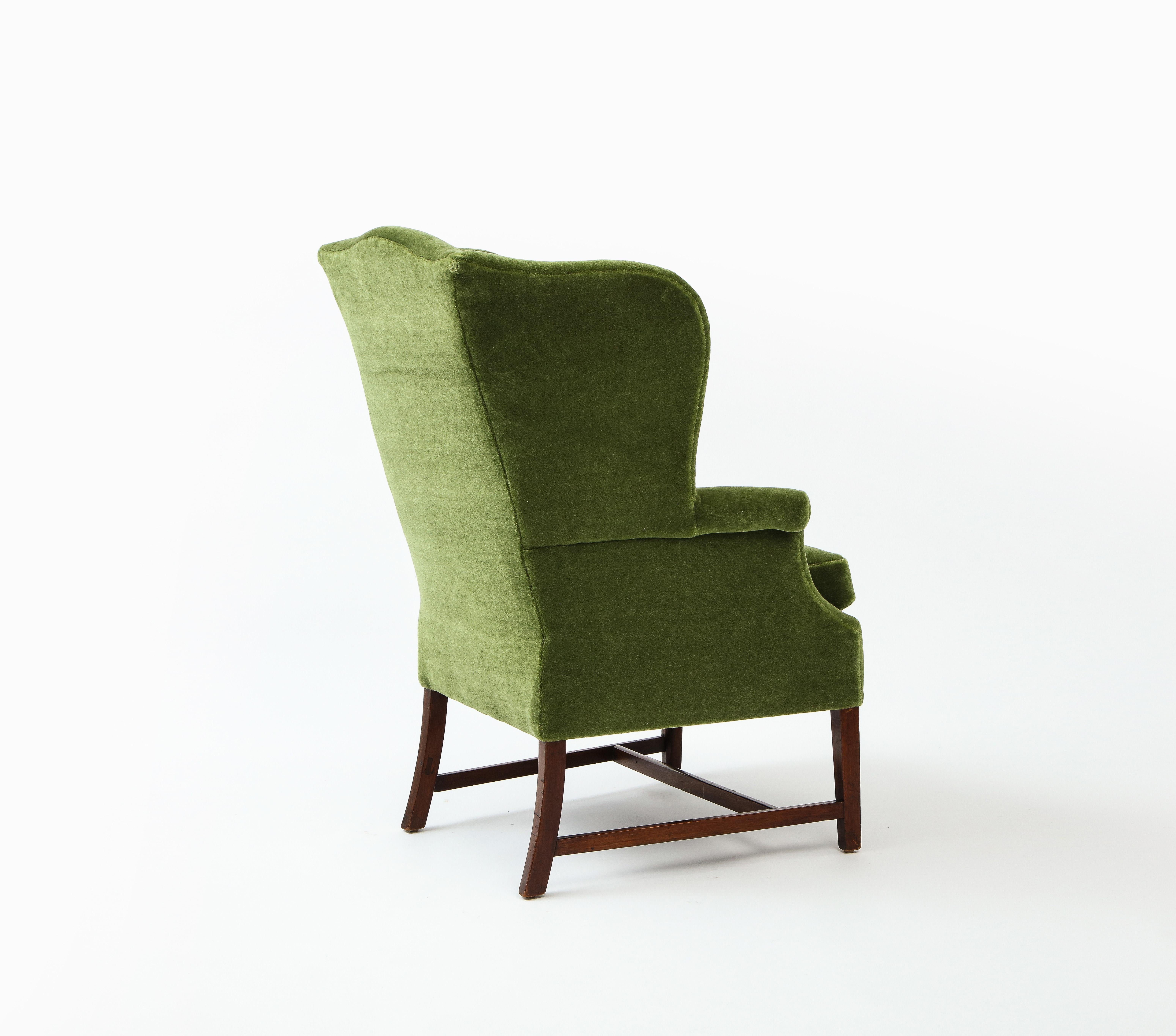 Wingback Library Chair in Green Pierre Frey Mohair, England late 19th Century 4