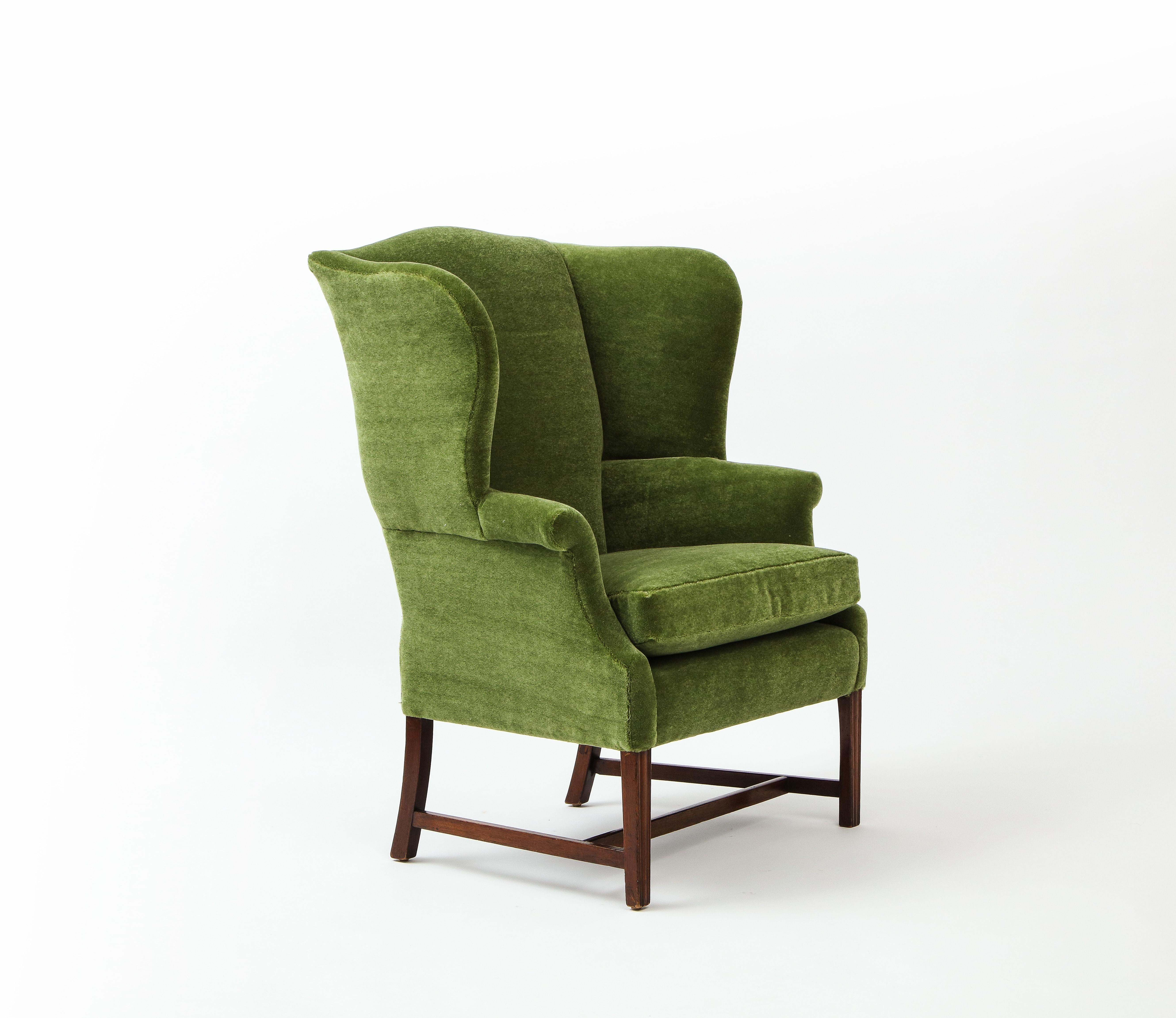 Wingback Library Chair in Green Pierre Frey Mohair, England late 19th Century 5