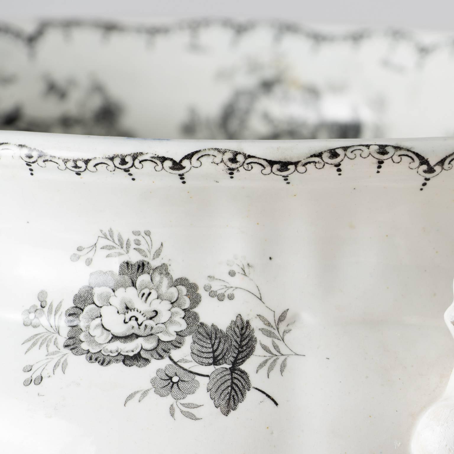 19th Century English Woodbine Pattern Transferware Foot-Tub 1
