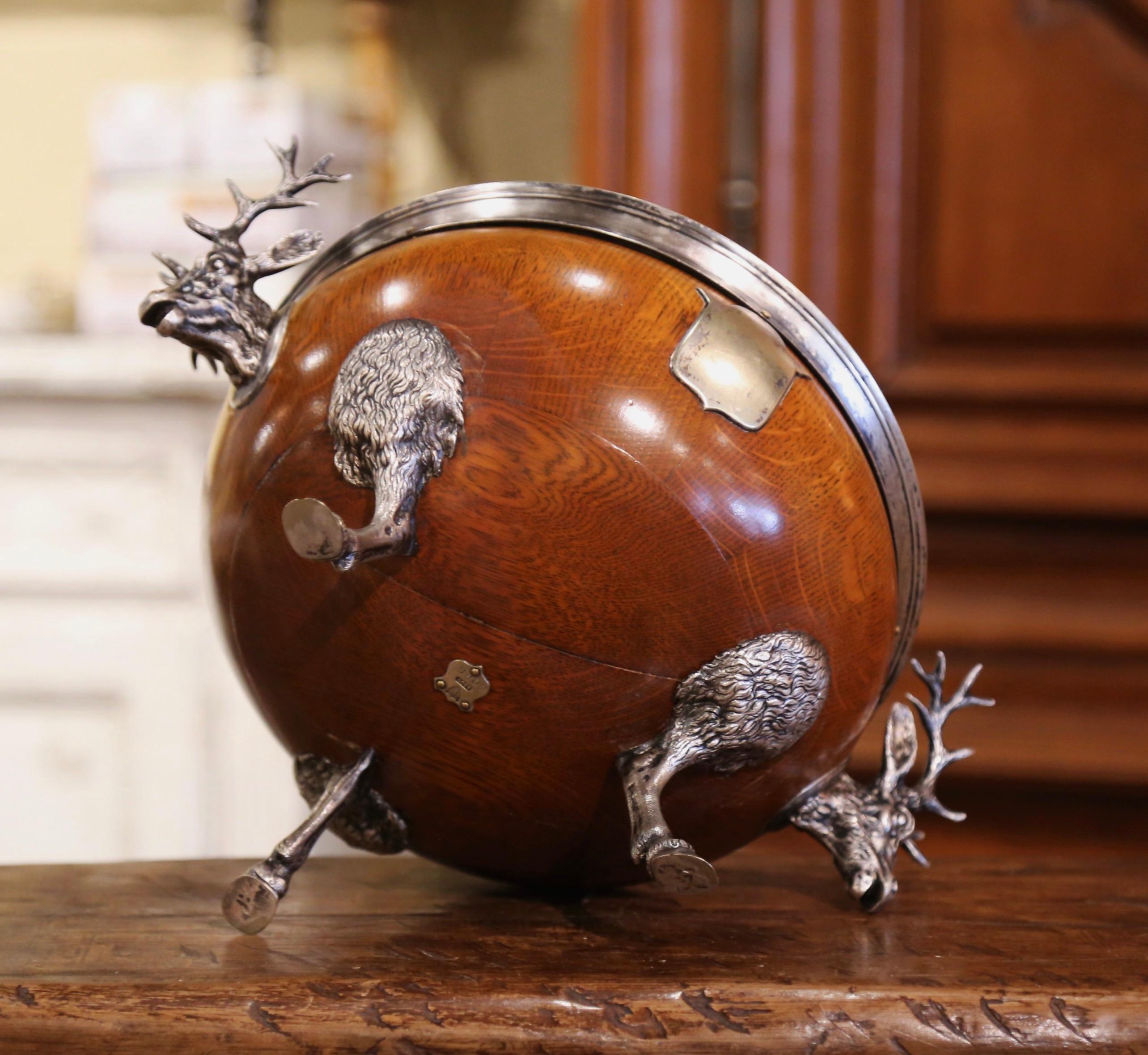 19th Century English Wooden and Silver Plated Bowl on Hoof Feet with Deer Motifs 3