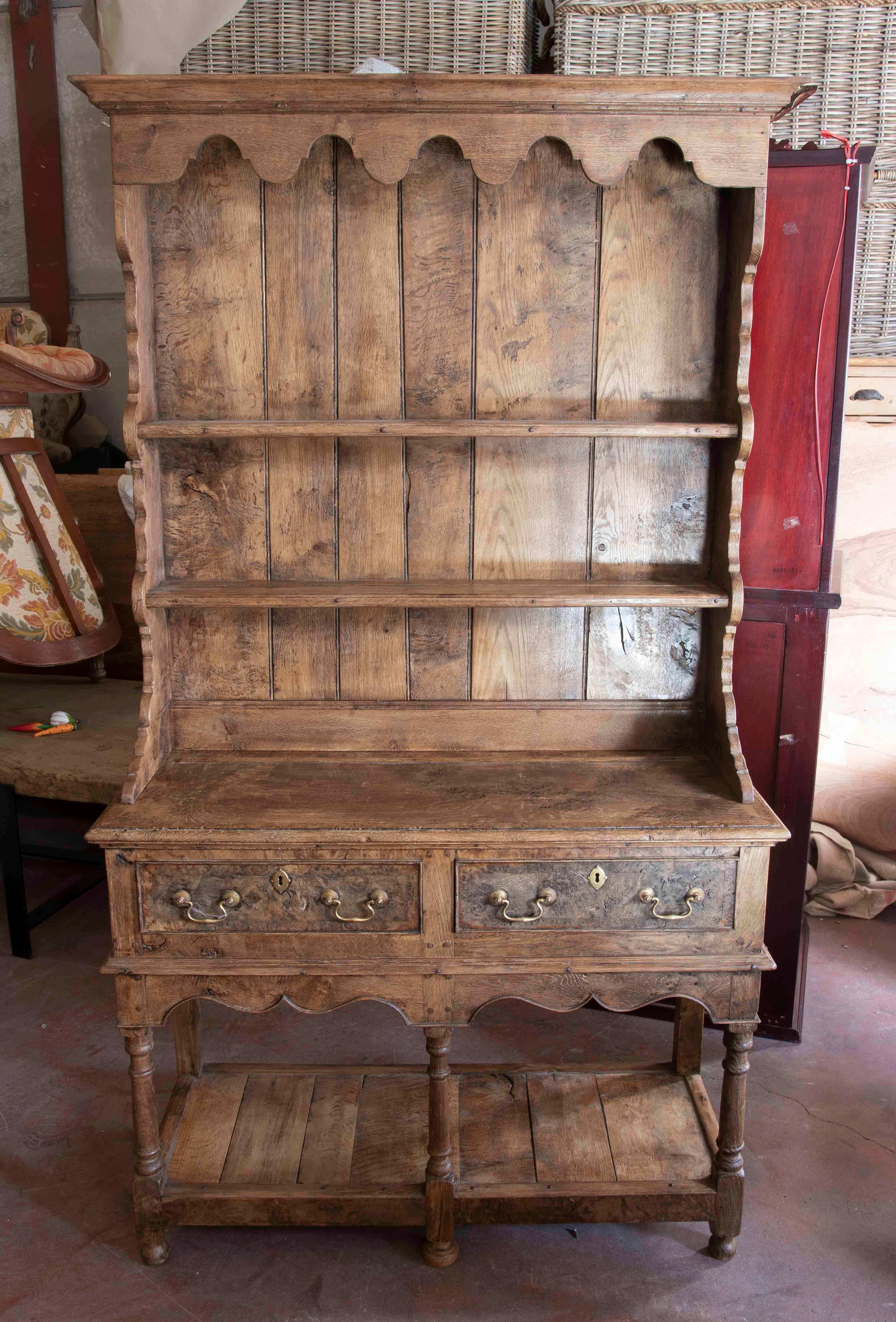 Hand-Carved 19th Century English Wooden Plateroom with Drawers and Bronze Handles For Sale