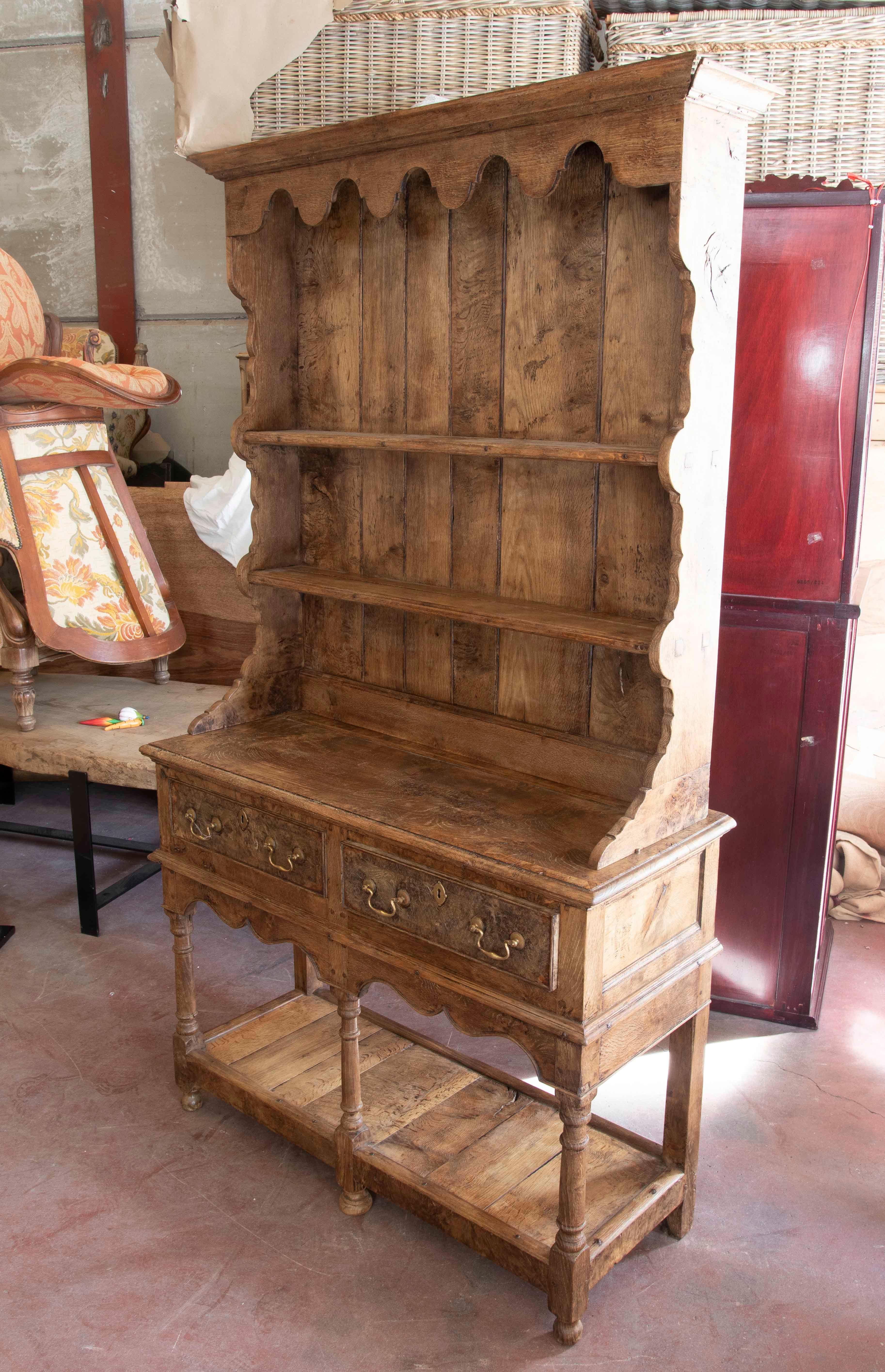 19th Century English Wooden Plateroom with Drawers and Bronze Handles In Good Condition For Sale In Marbella, ES