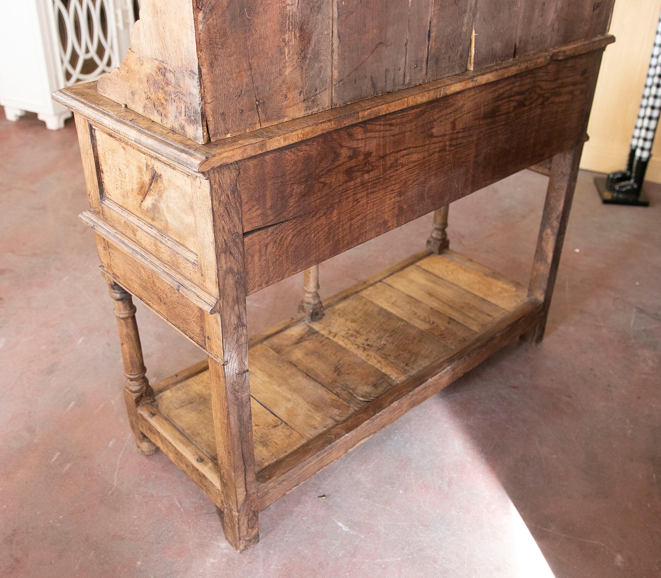19th Century English Wooden Plateroom with Drawers and Bronze Handles For Sale 2
