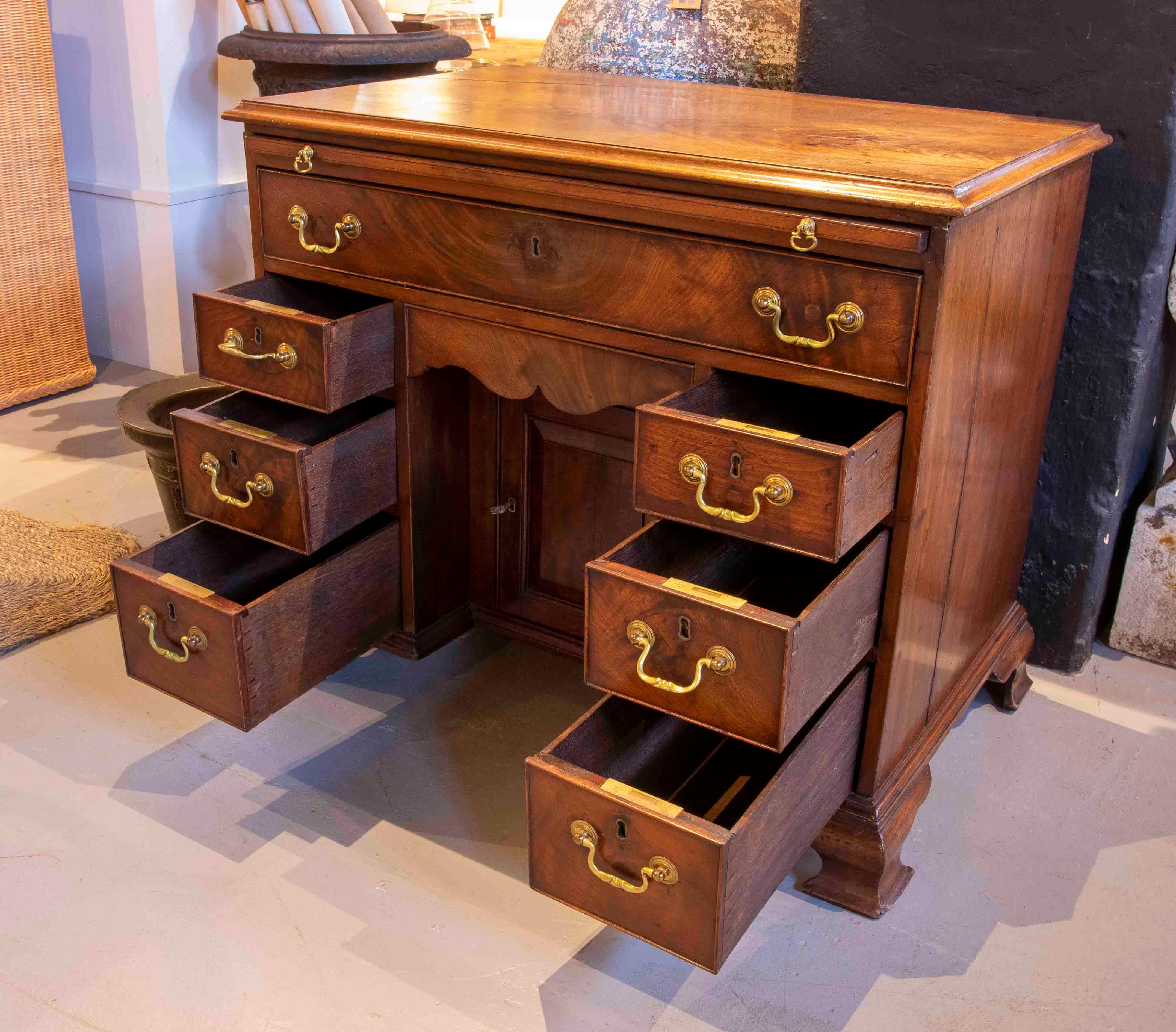 Spanish 19th Century English Writing Desk with Drawers and Original Bronze Fittings