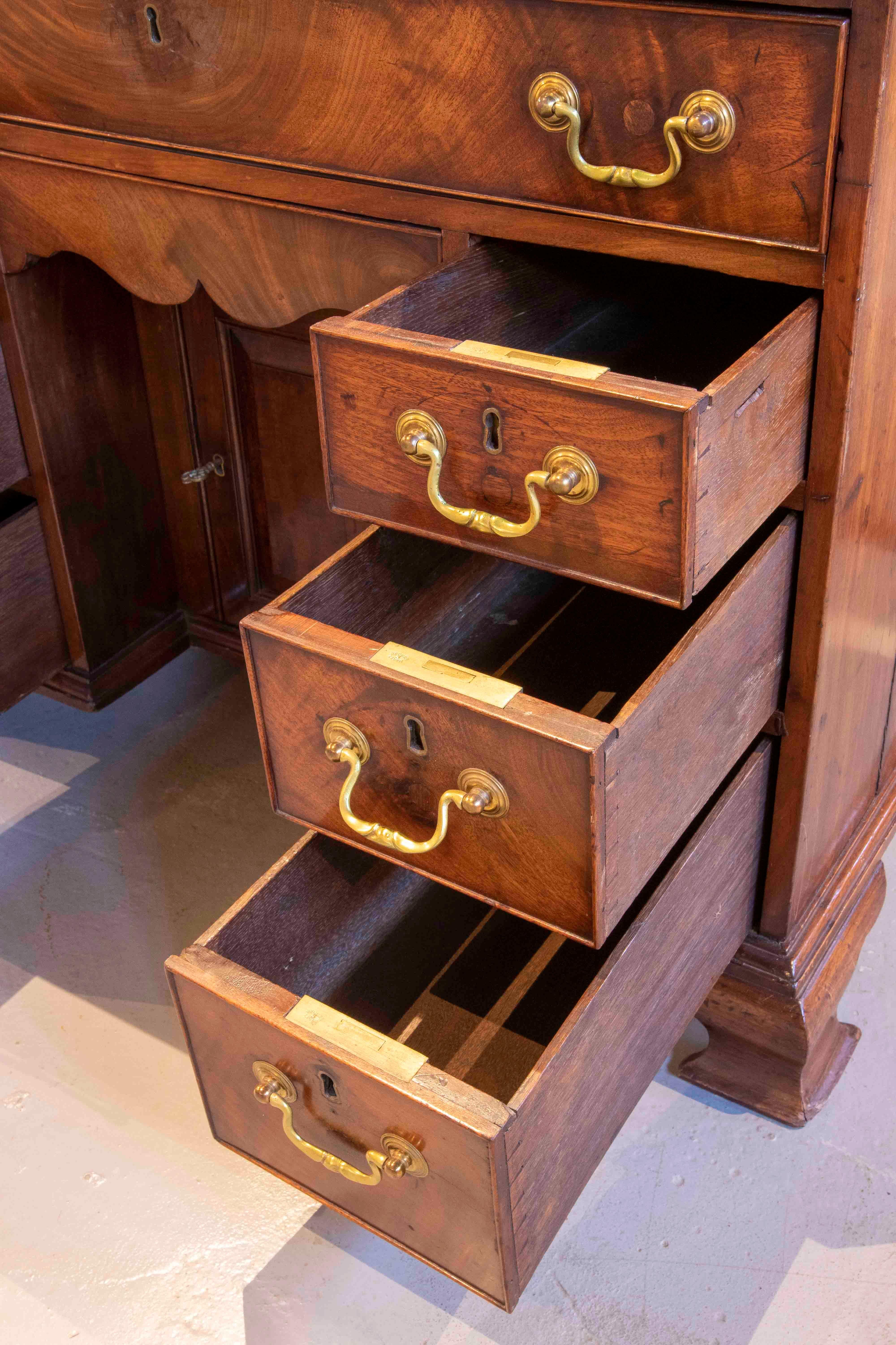 19th Century English Writing Desk with Drawers and Original Bronze Fittings 2
