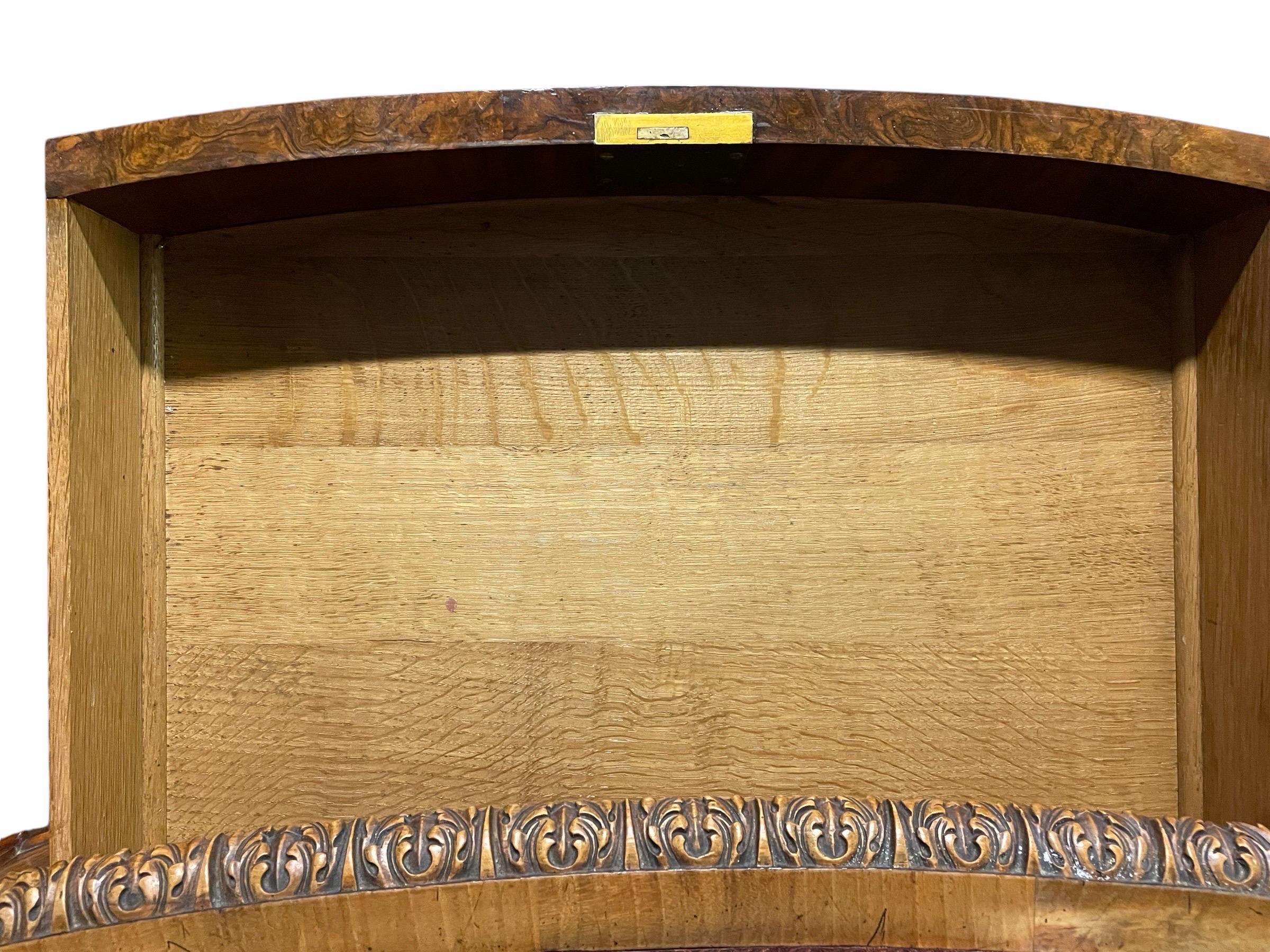 Britannique Table de lecture et d'écriture anglaise du 19ème siècle en vente