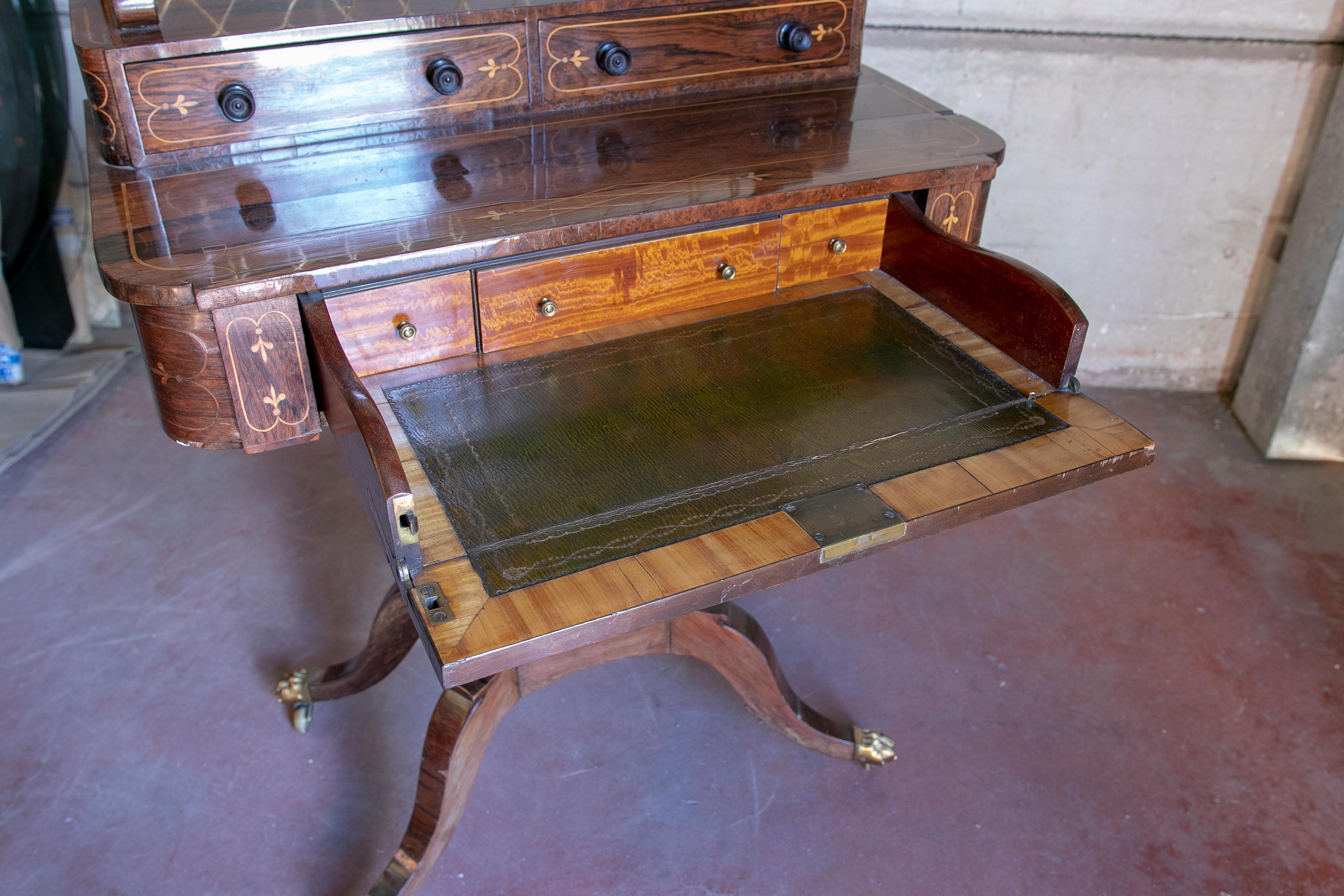 19th Century English Writing Table with Drawers and Bronze Fittings In Good Condition For Sale In Marbella, ES