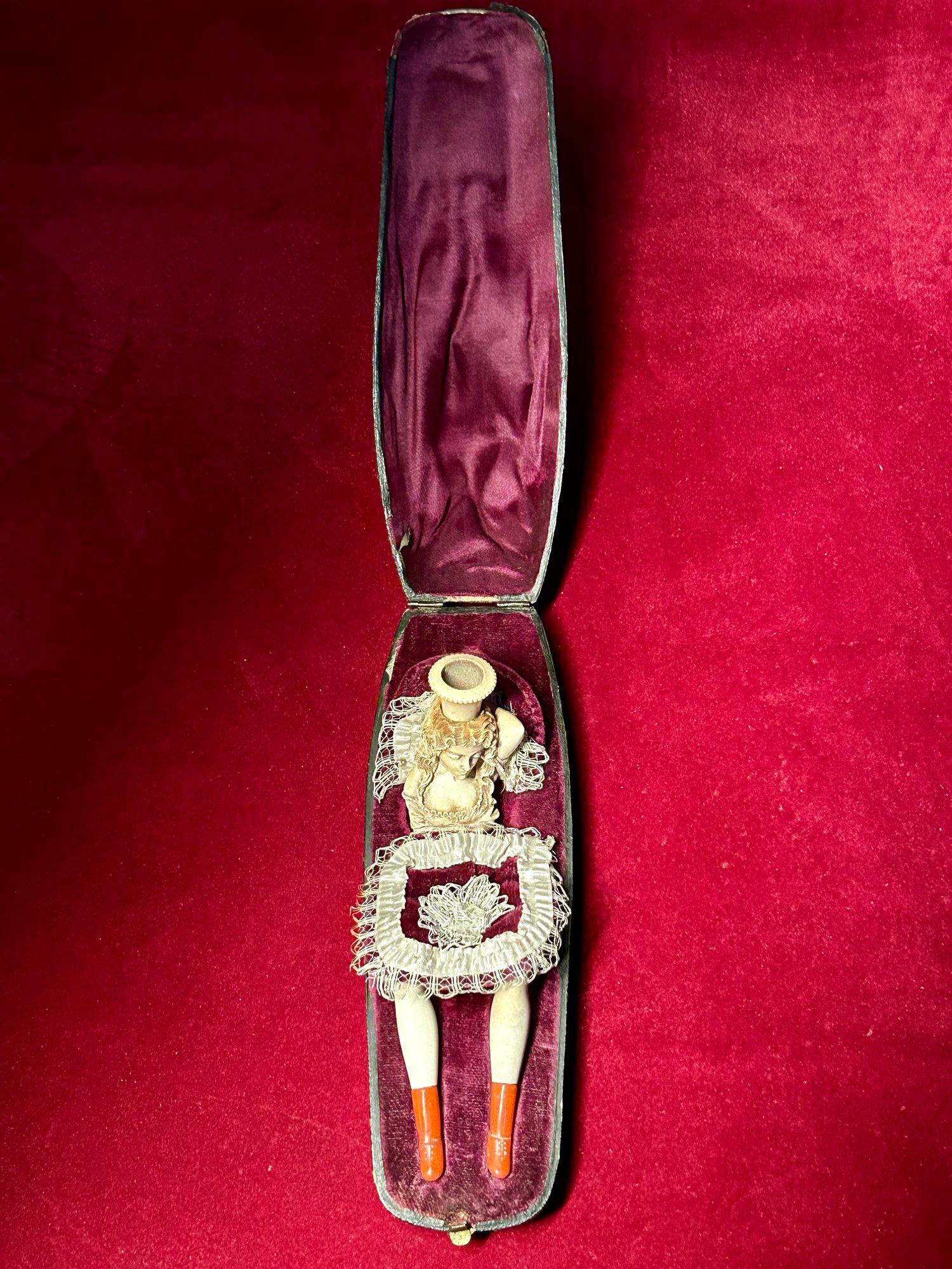 19th Century Erotic Meerschaum Pipe & Cheroot Holders of a Woman in Bed For Sale 4
