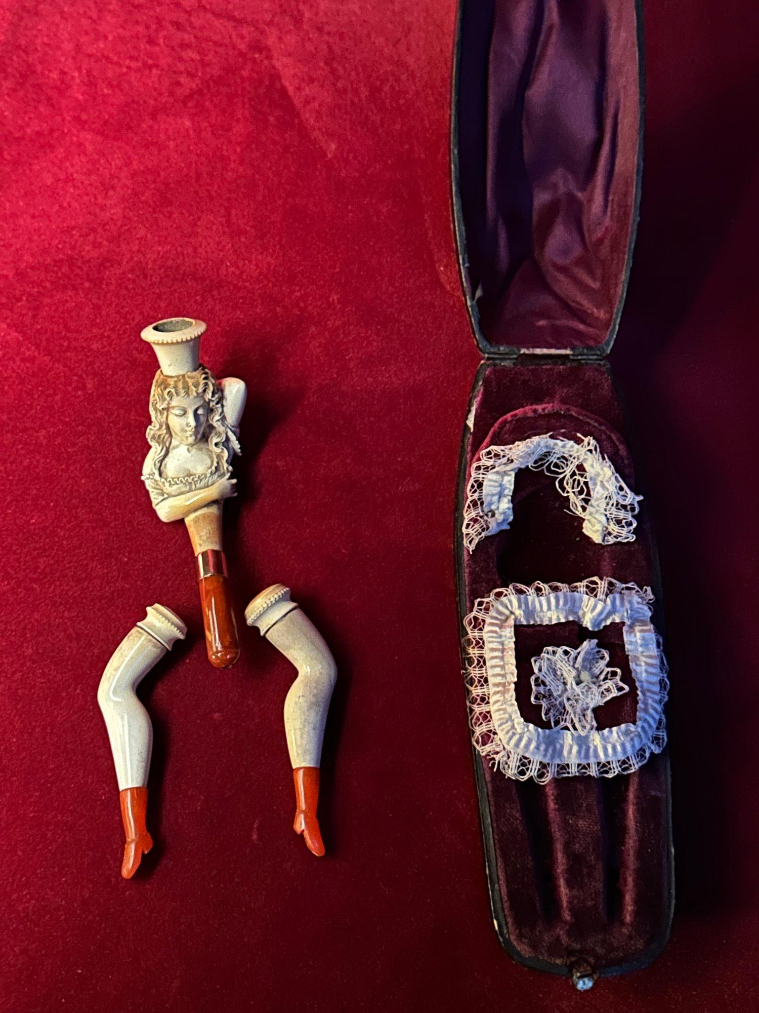 19th Century Erotic Meerschaum Pipe & Cheroot Holders of a Woman in Bed For Sale 1