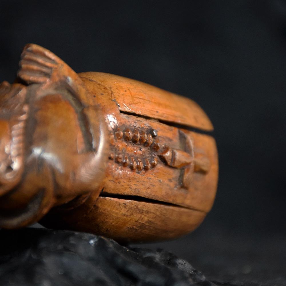 19th Century Erotic Snuff Box 2