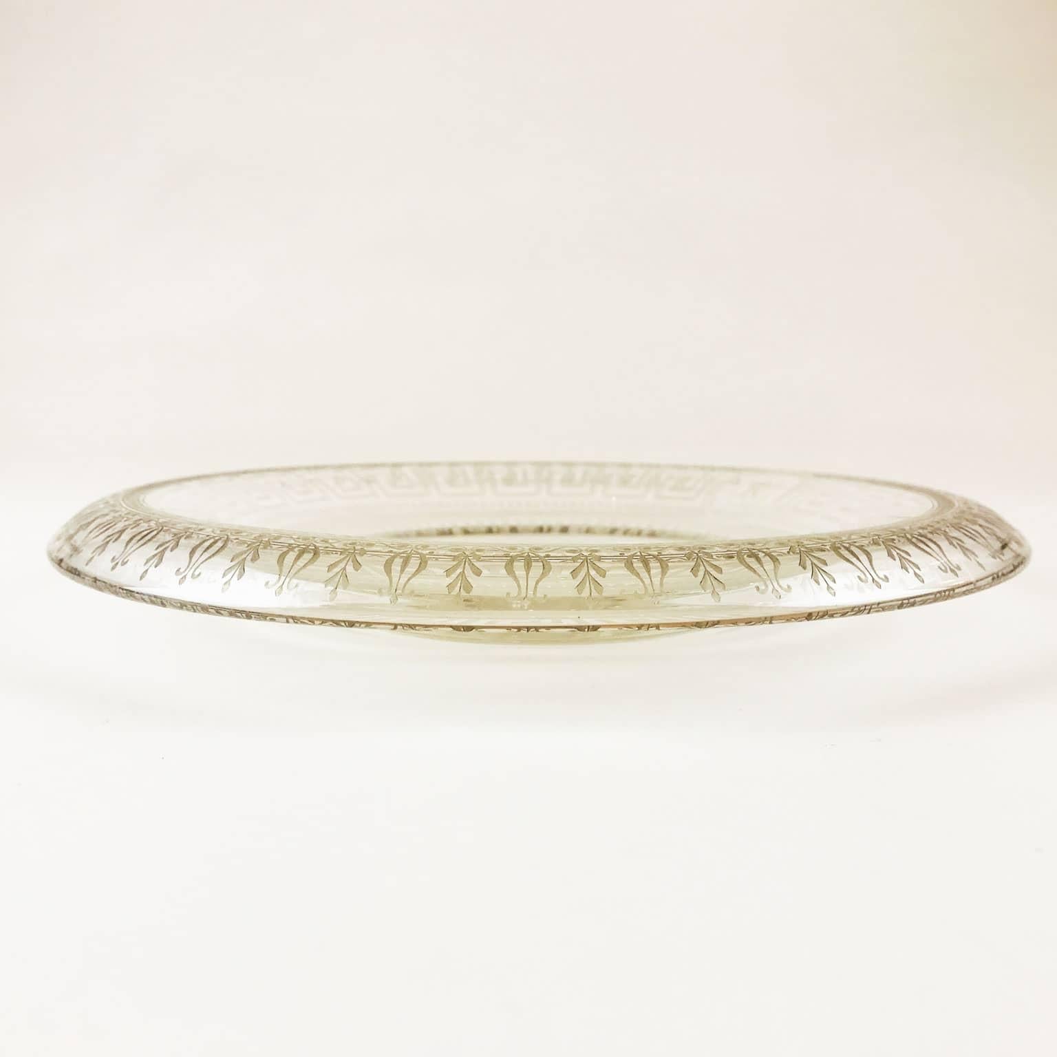 Mid-19th Century Neoclassical Clear Glass Dish of  Bohemian Origin 4
