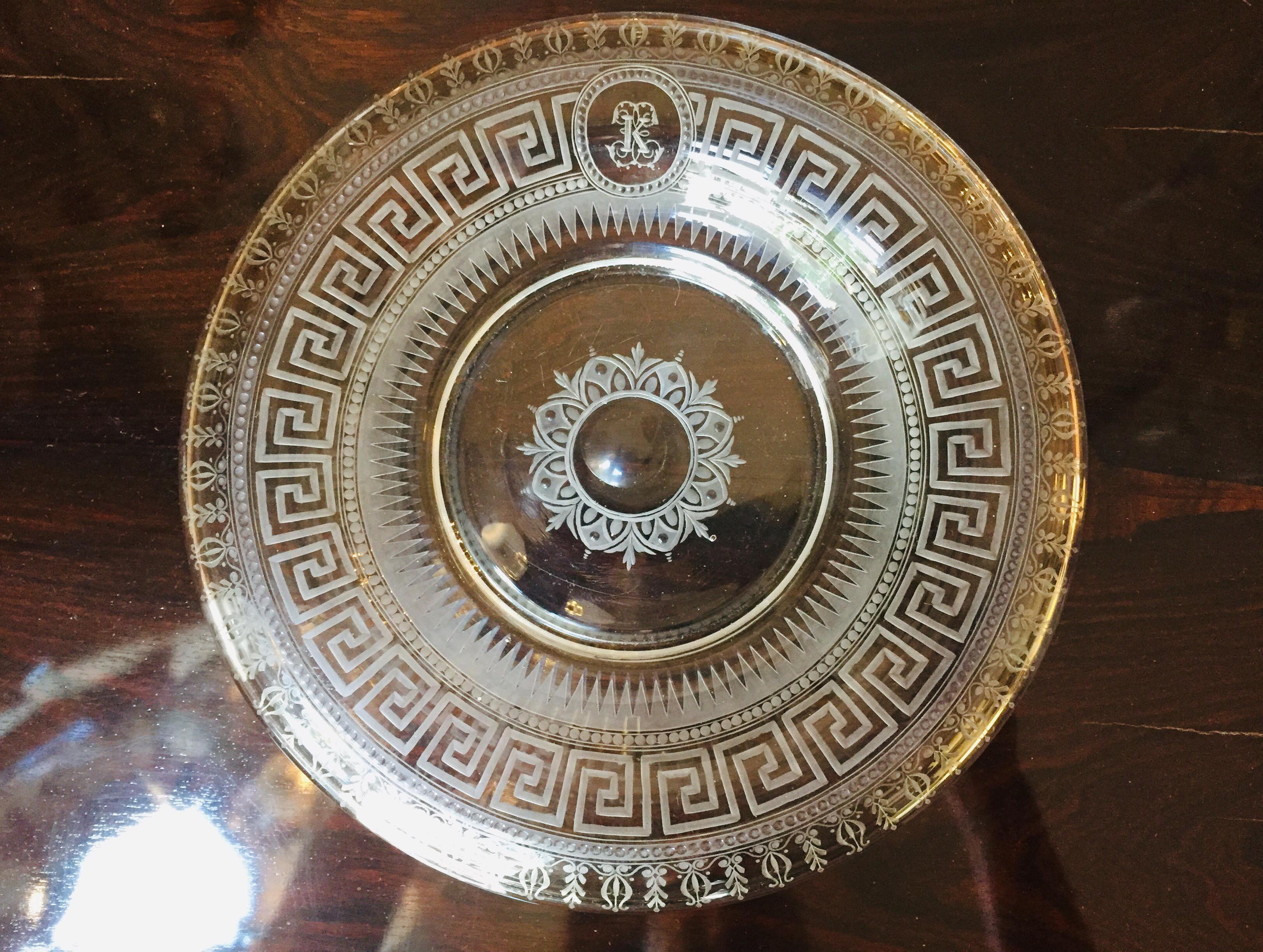 Mid-19th Century Neoclassical Clear Glass Dish of  Bohemian Origin 6