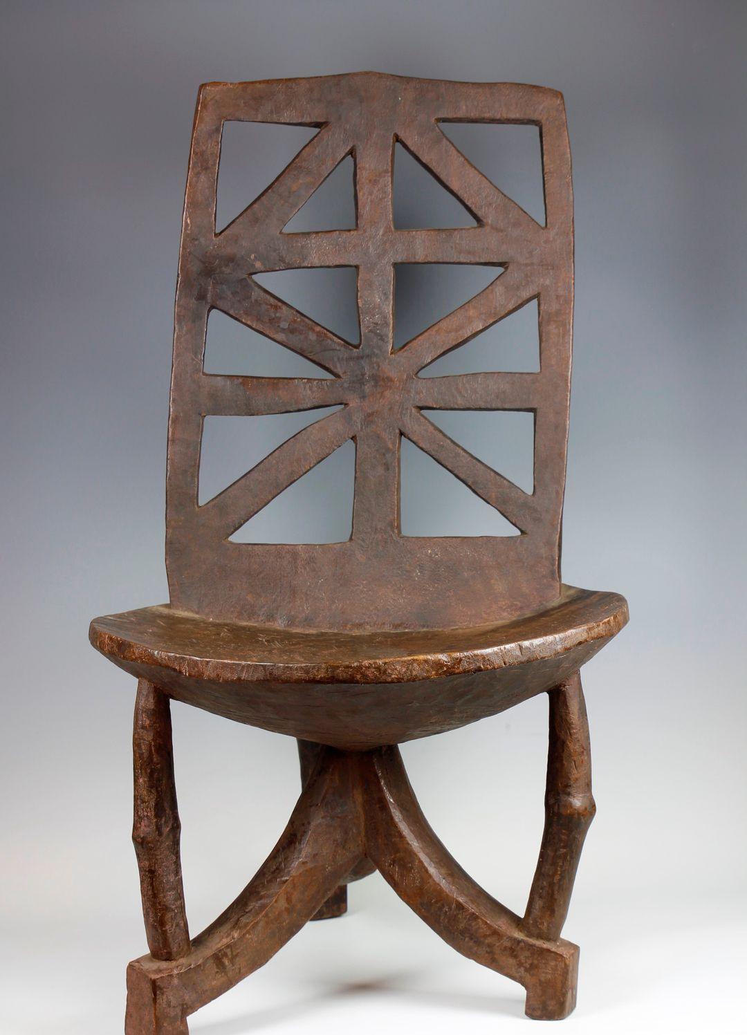 19th Century Ethiopian Throne  In Good Condition For Sale In London, GB