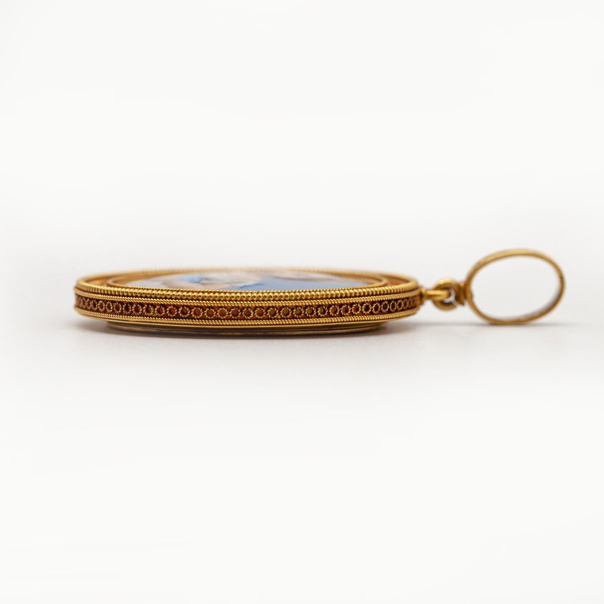 Pendentif en émail avec portrait, 19e siècle, Revive étrusque en vente 5