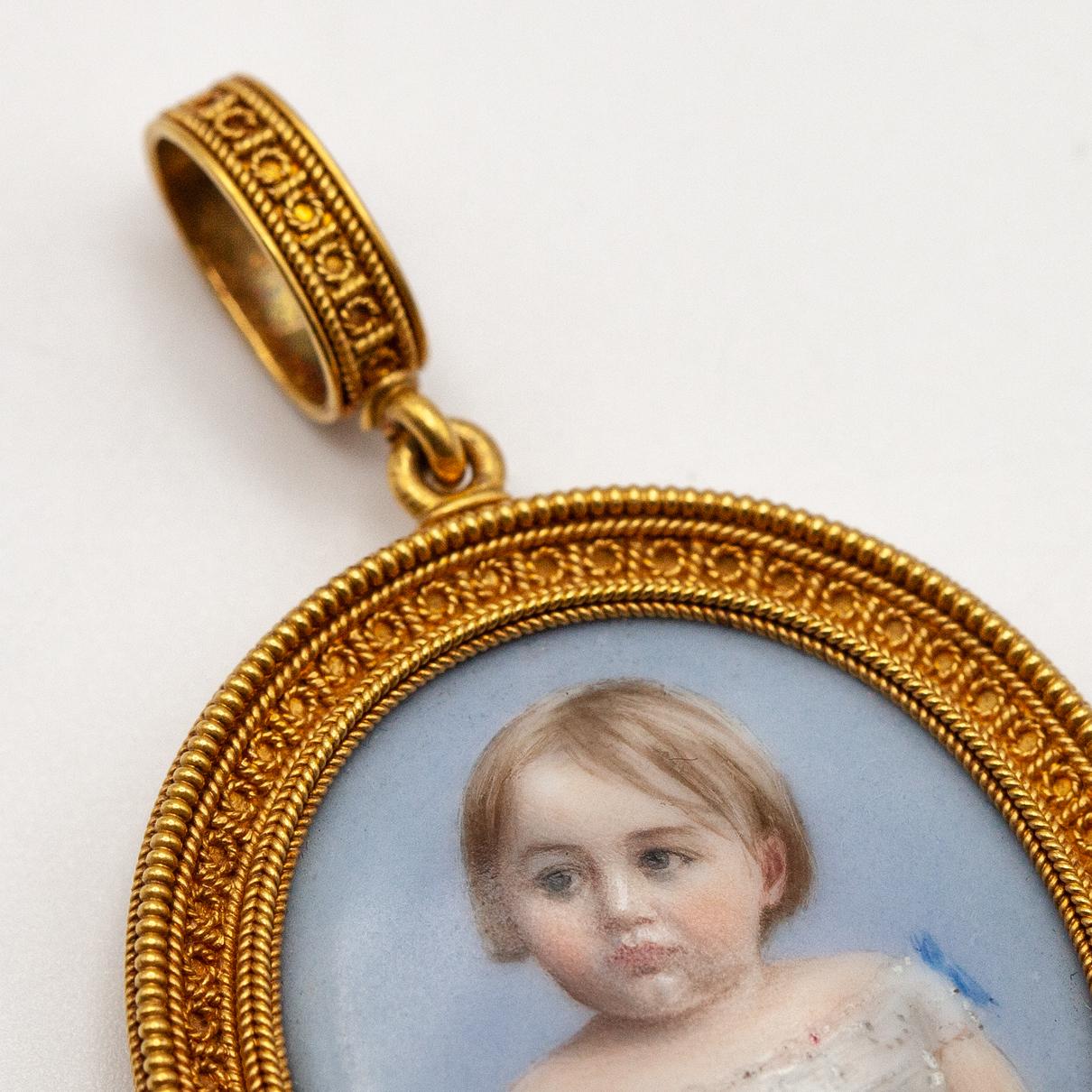 Pendentif en émail avec portrait, 19e siècle, Revive étrusque en vente 2