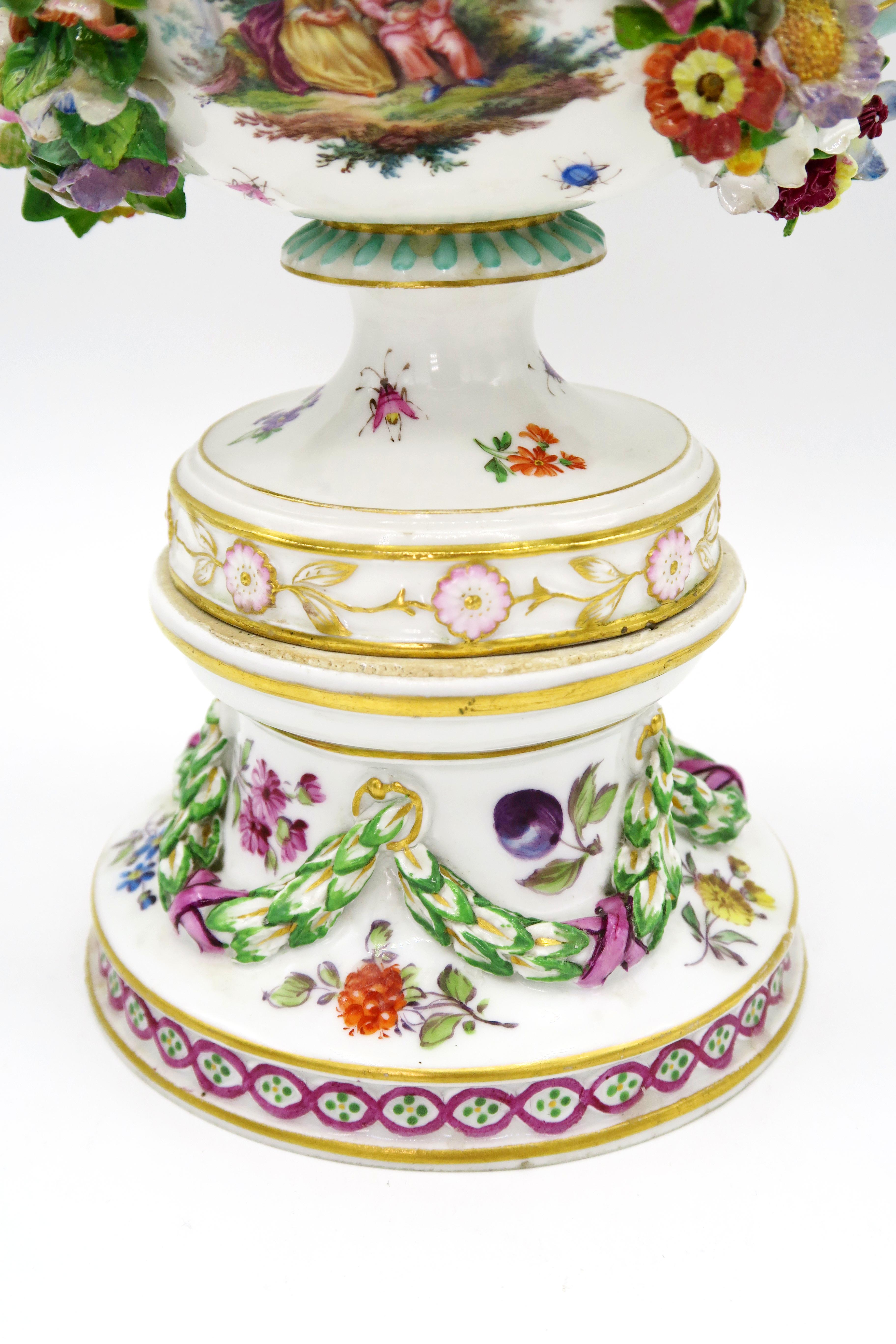 Hand-Painted 19th Century European Hand Painted White Meissen Porcelain Vase on Pedestal For Sale