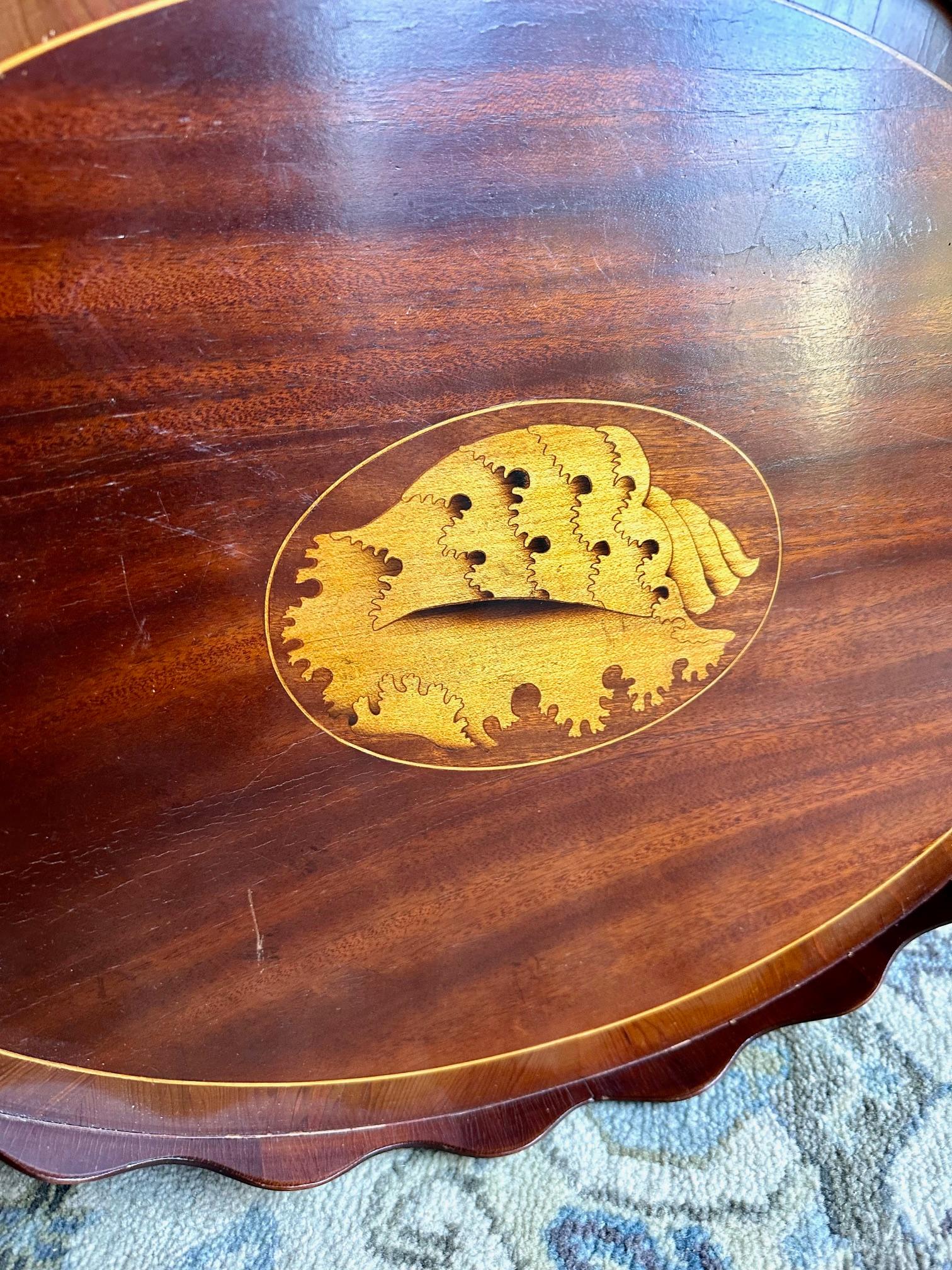 American Classical 19th Century European Inlaid Tray with Serpentine Edge and Brass Handles For Sale