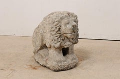 Leone europeo del XIX secolo in pietra intagliata a mano