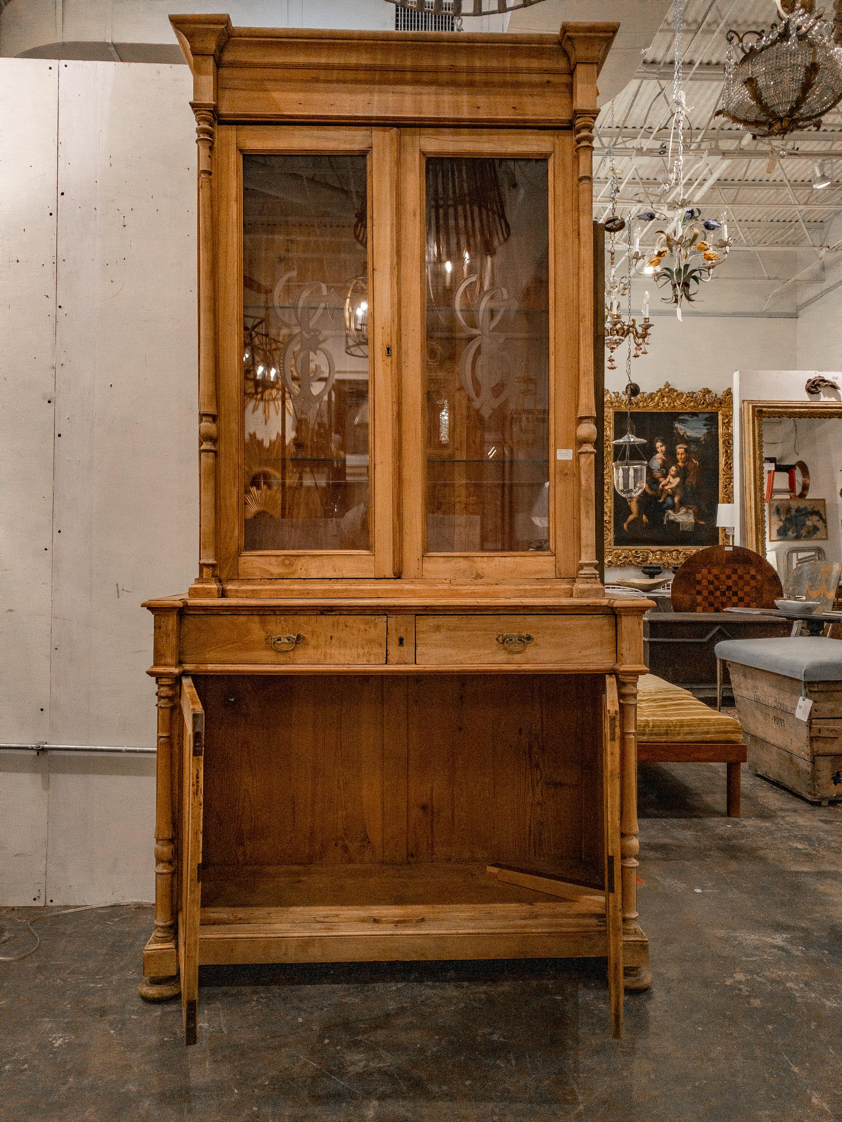 19th Century European Pine Bookcase For Sale 4