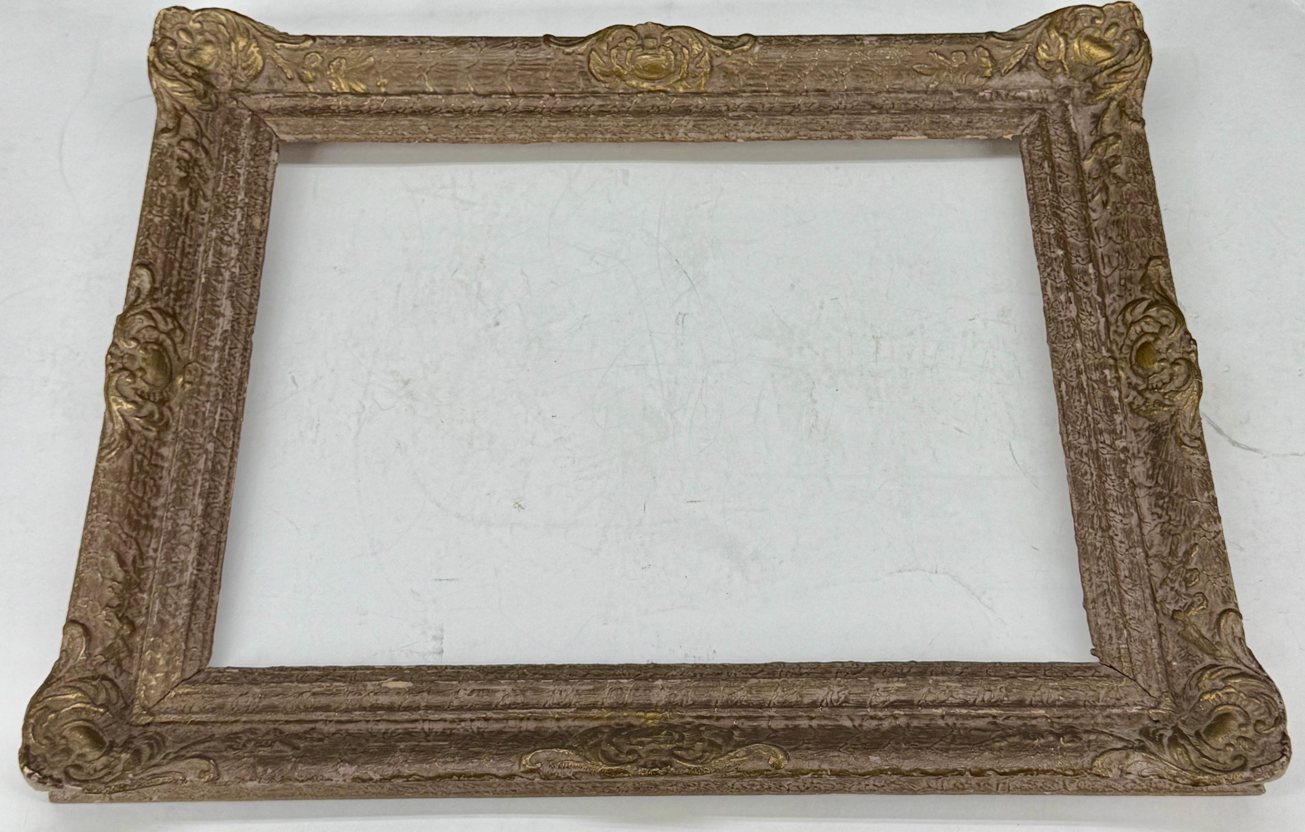 Cadre d'art européen rectangulaire en bois doré du 19e siècle en vente 4