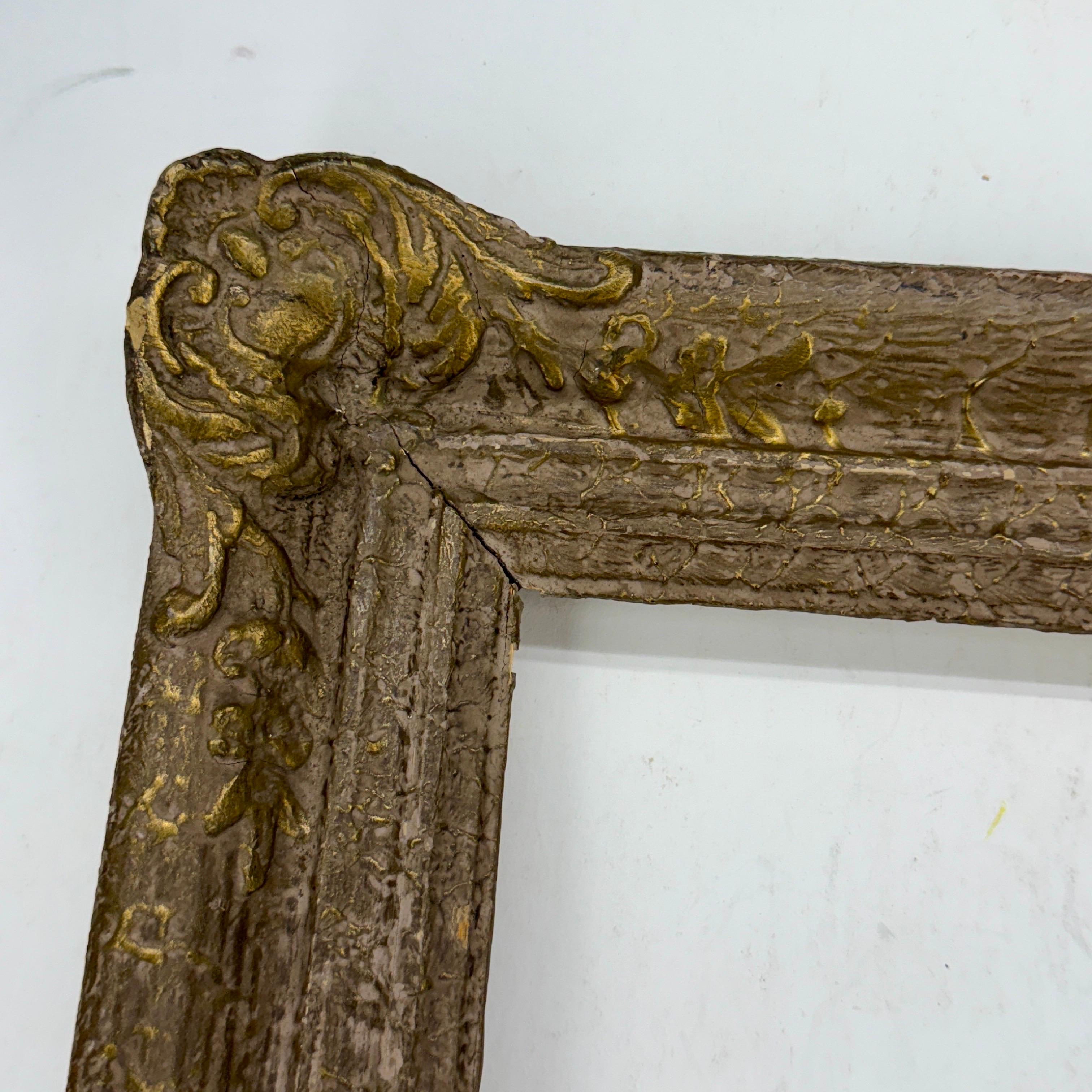 Français Cadre d'art européen rectangulaire en bois doré du 19e siècle en vente