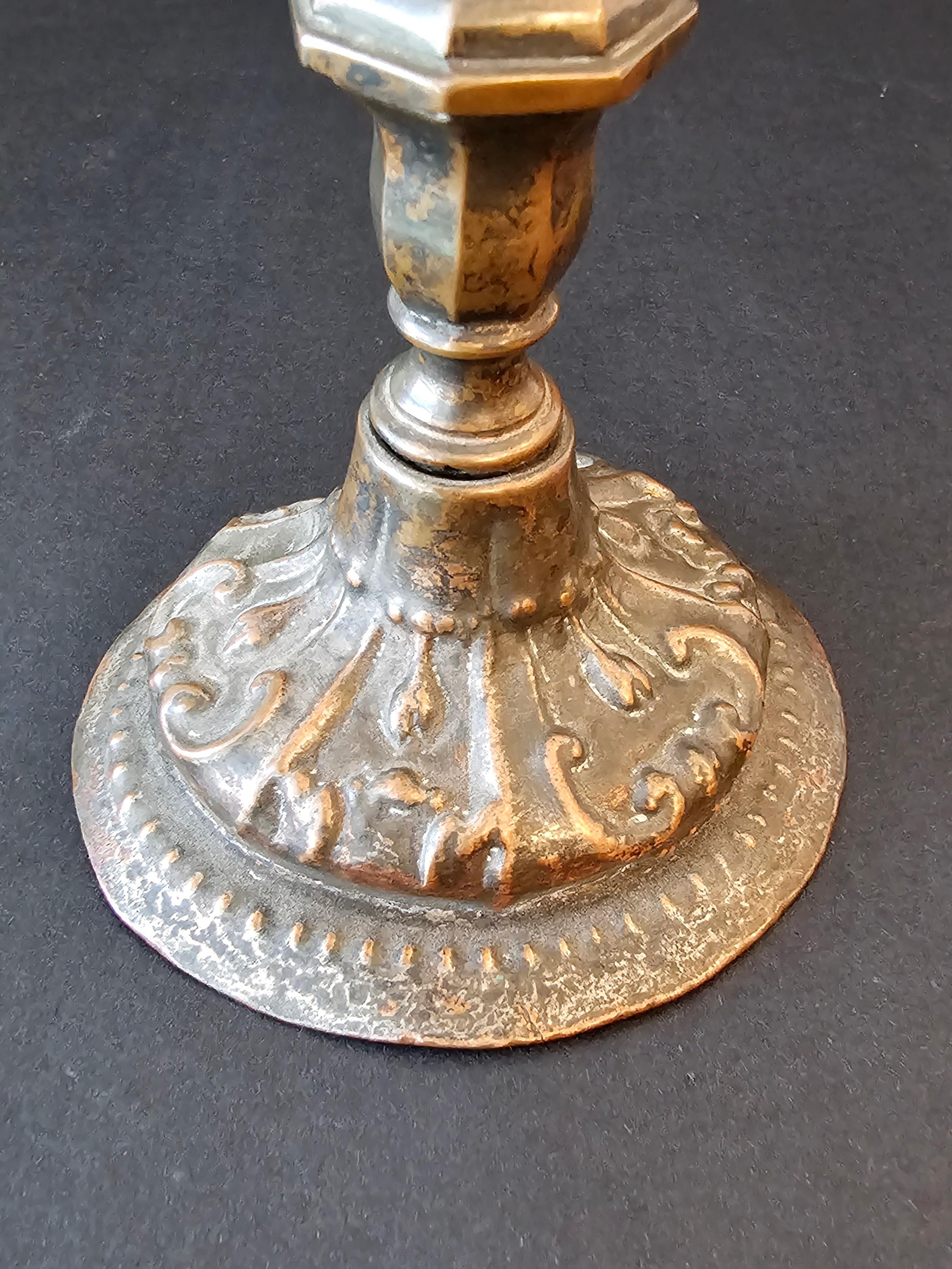 Europäische religiöse Altarreliquary-Monstrance des 19. Jahrhunderts mit Relic 8