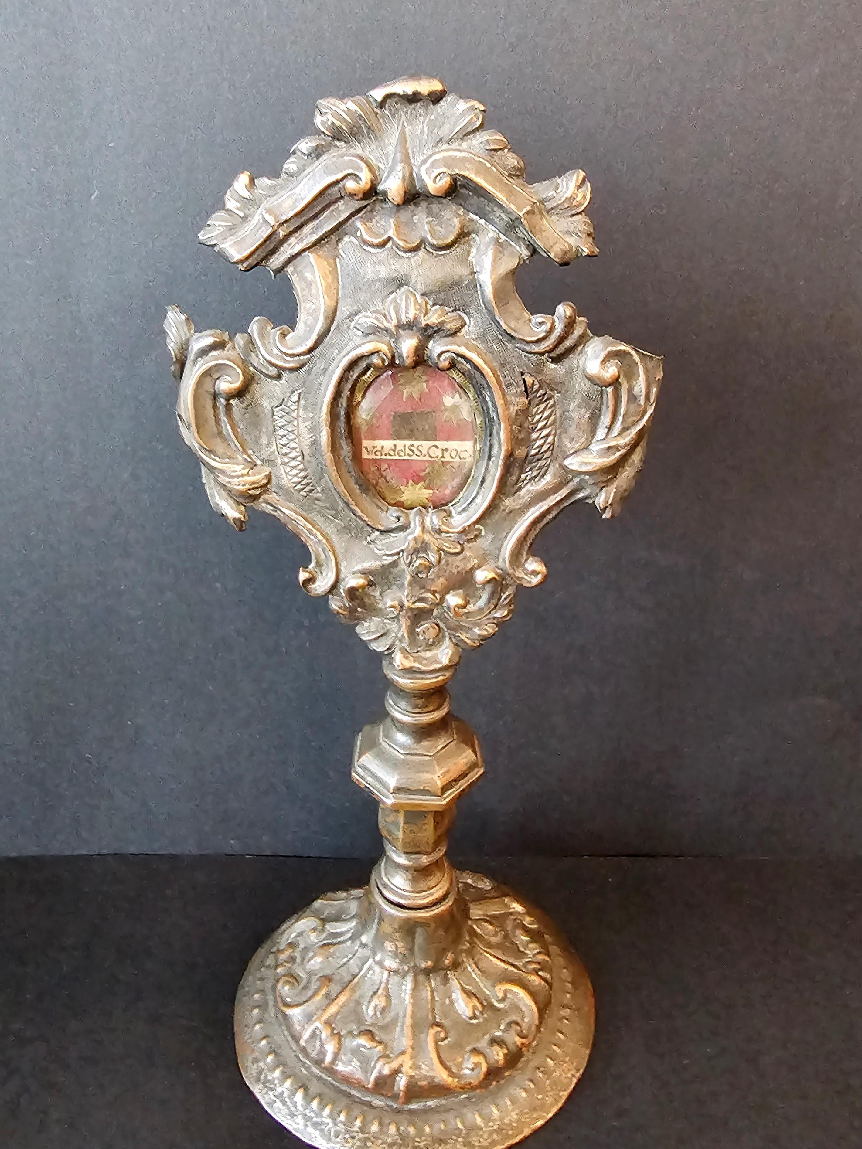 Europäische religiöse Altarreliquary-Monstrance des 19. Jahrhunderts mit Relic (Italienisch)